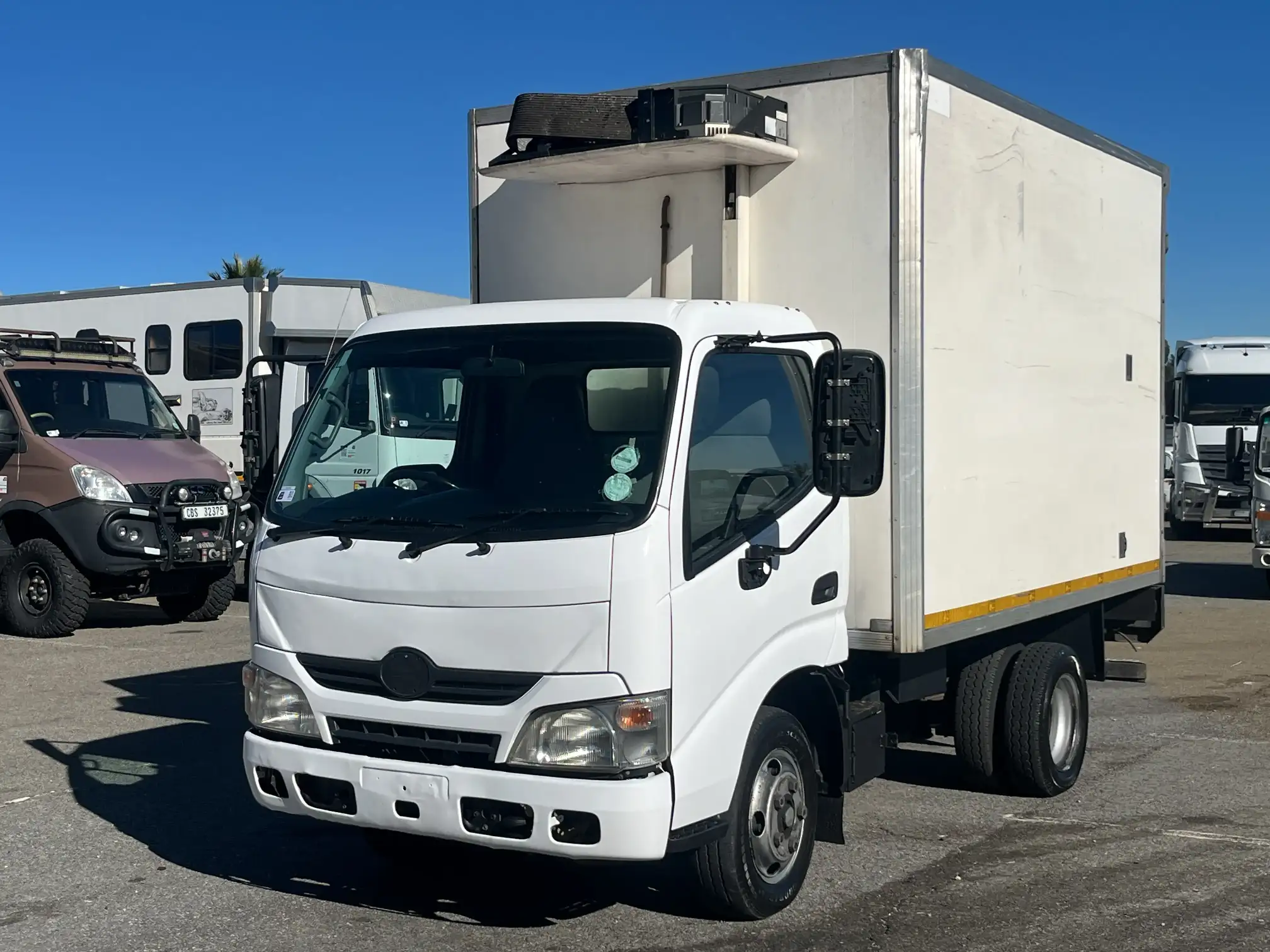 2017 Hino 300 Series