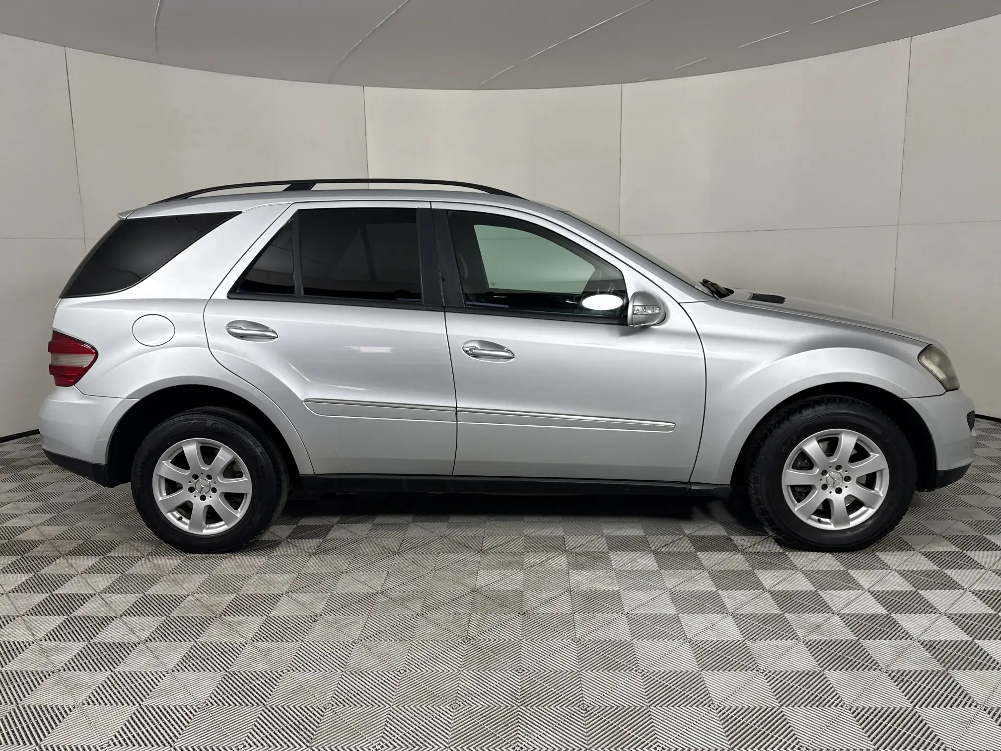 Mercedes-Benz M Class