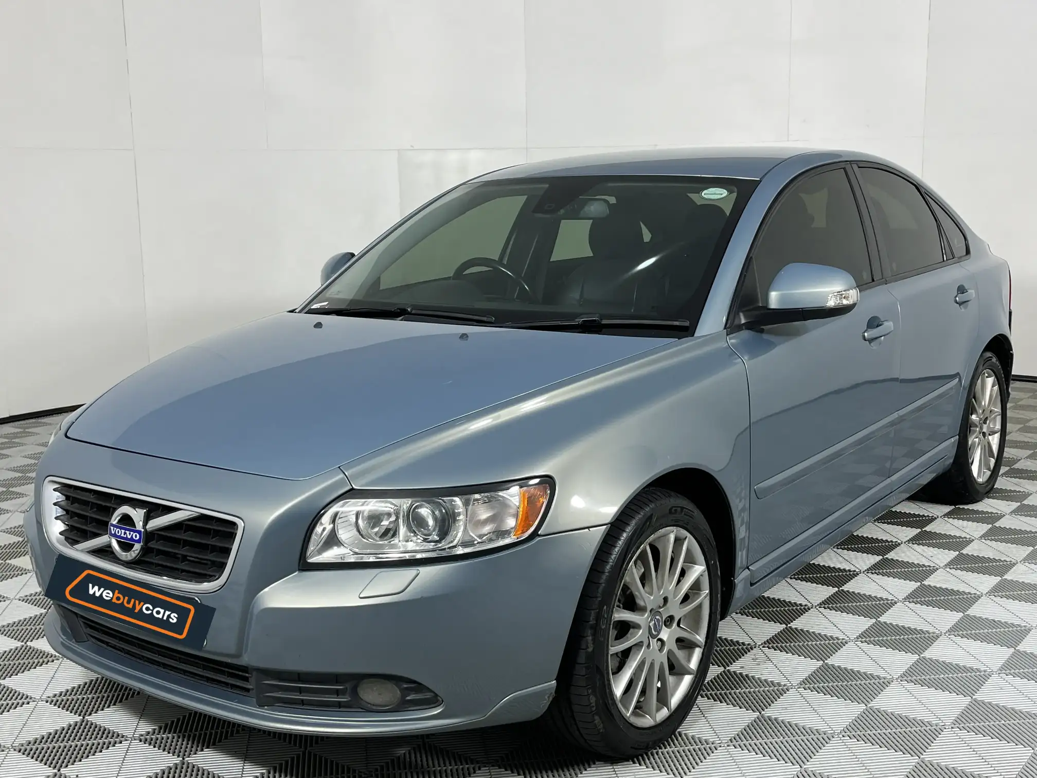 Volvo S40