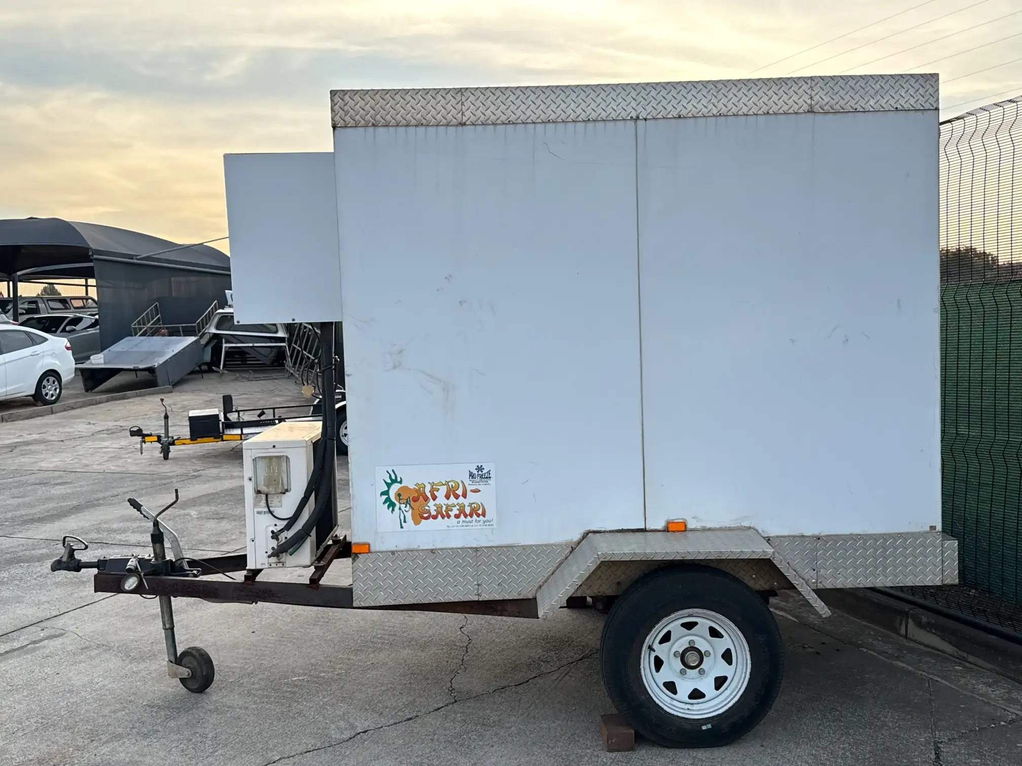 Tow-ny Afri safari