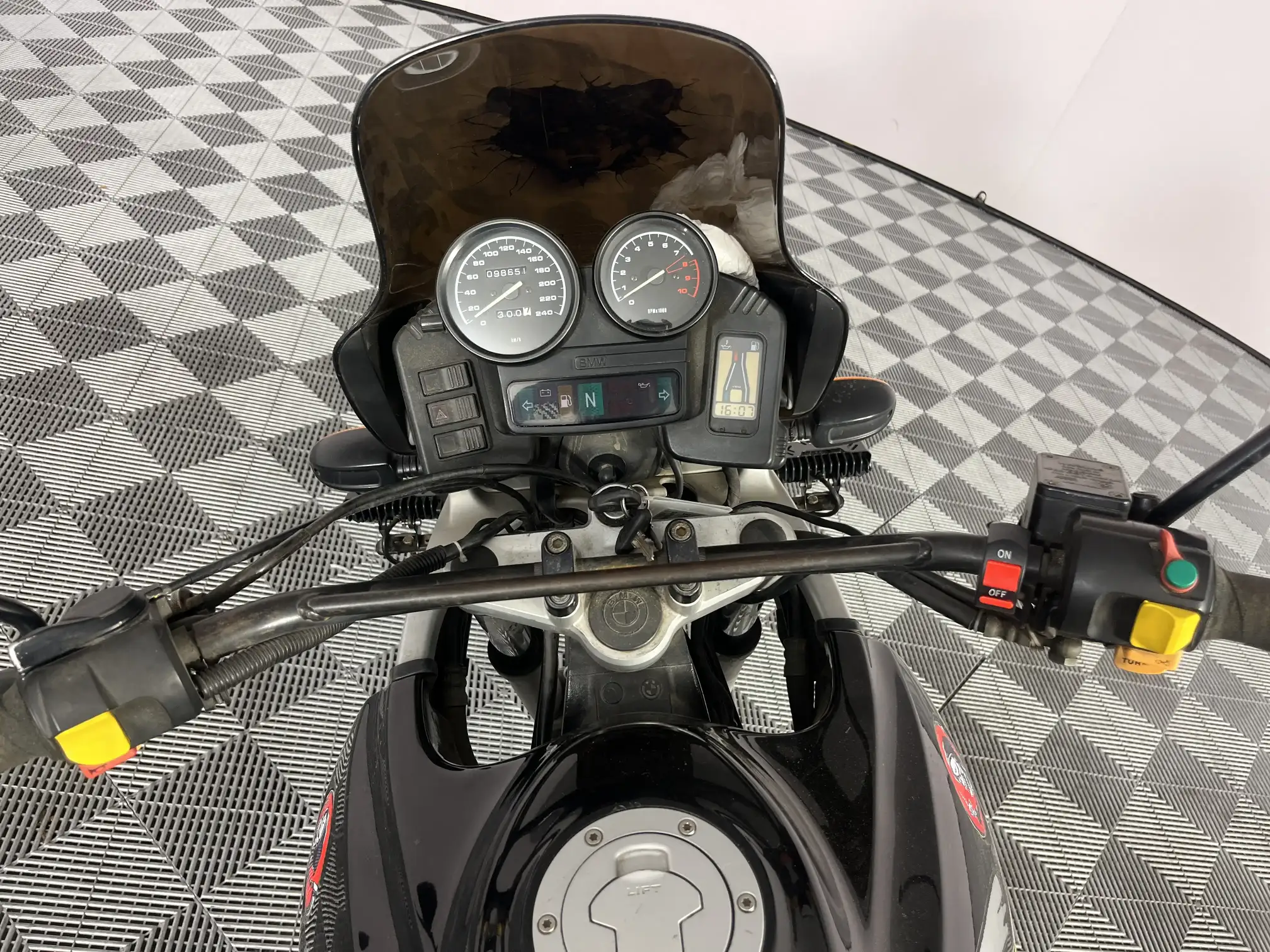 BMW R Series