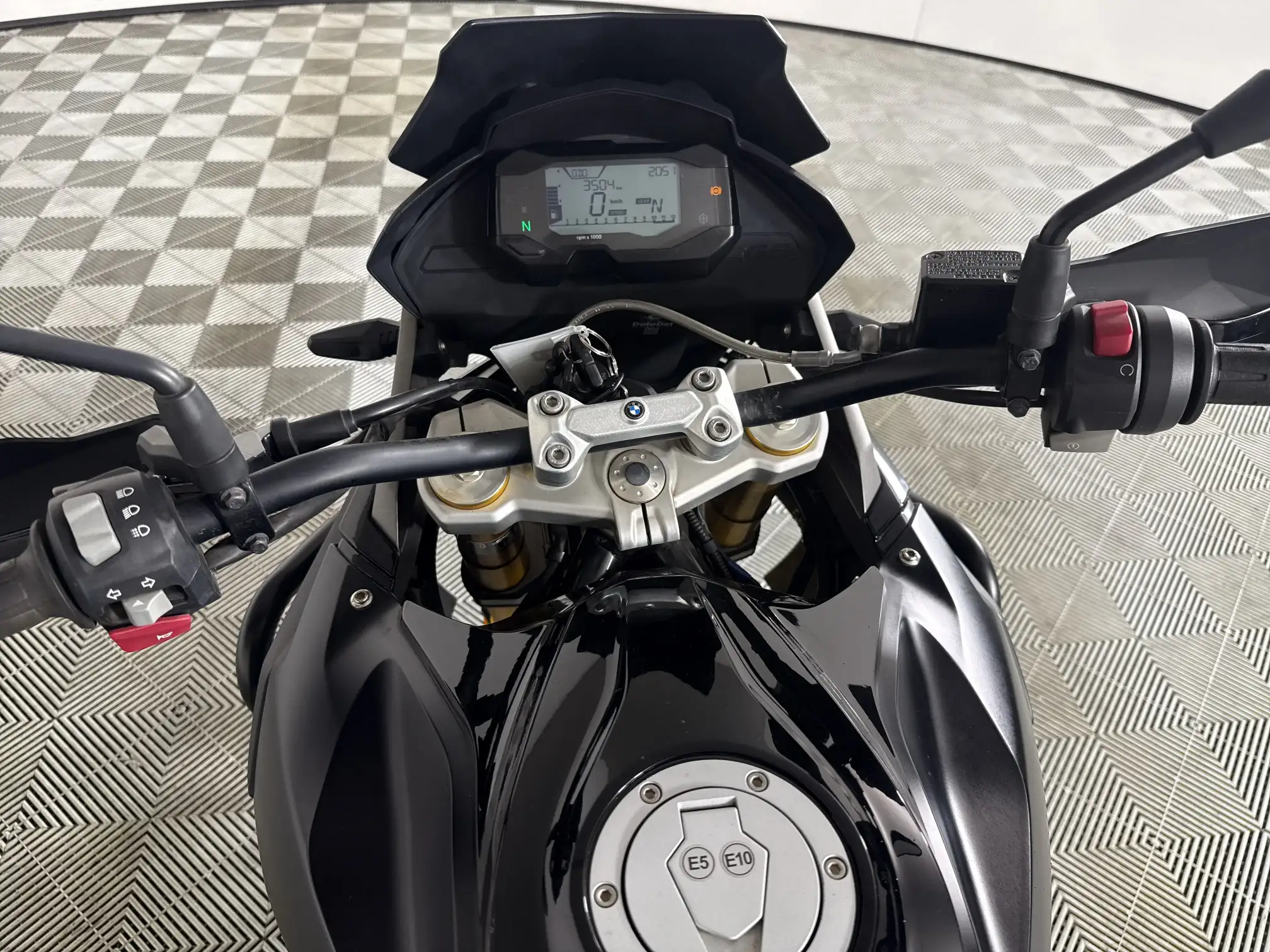 BMW C