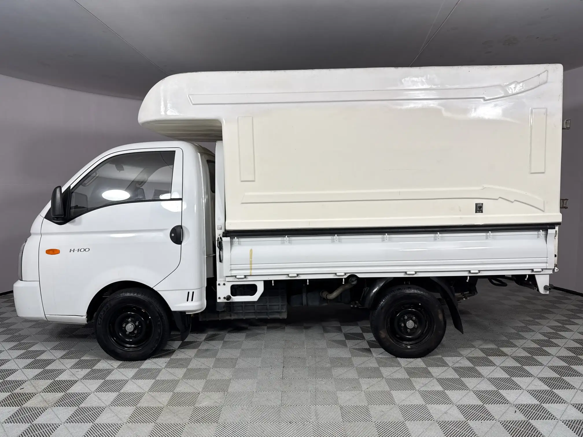 Hyundai H100
