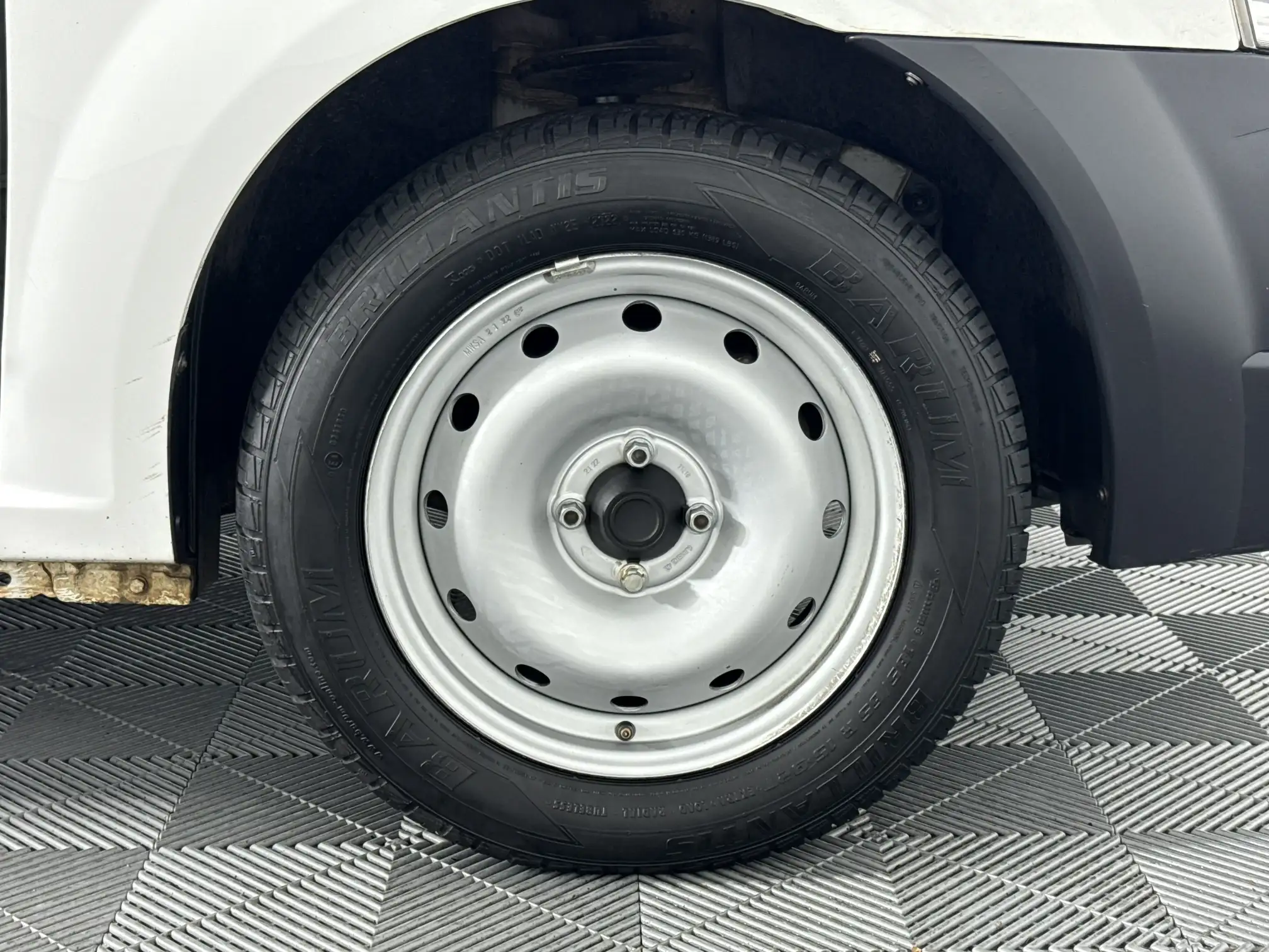Nissan NP200