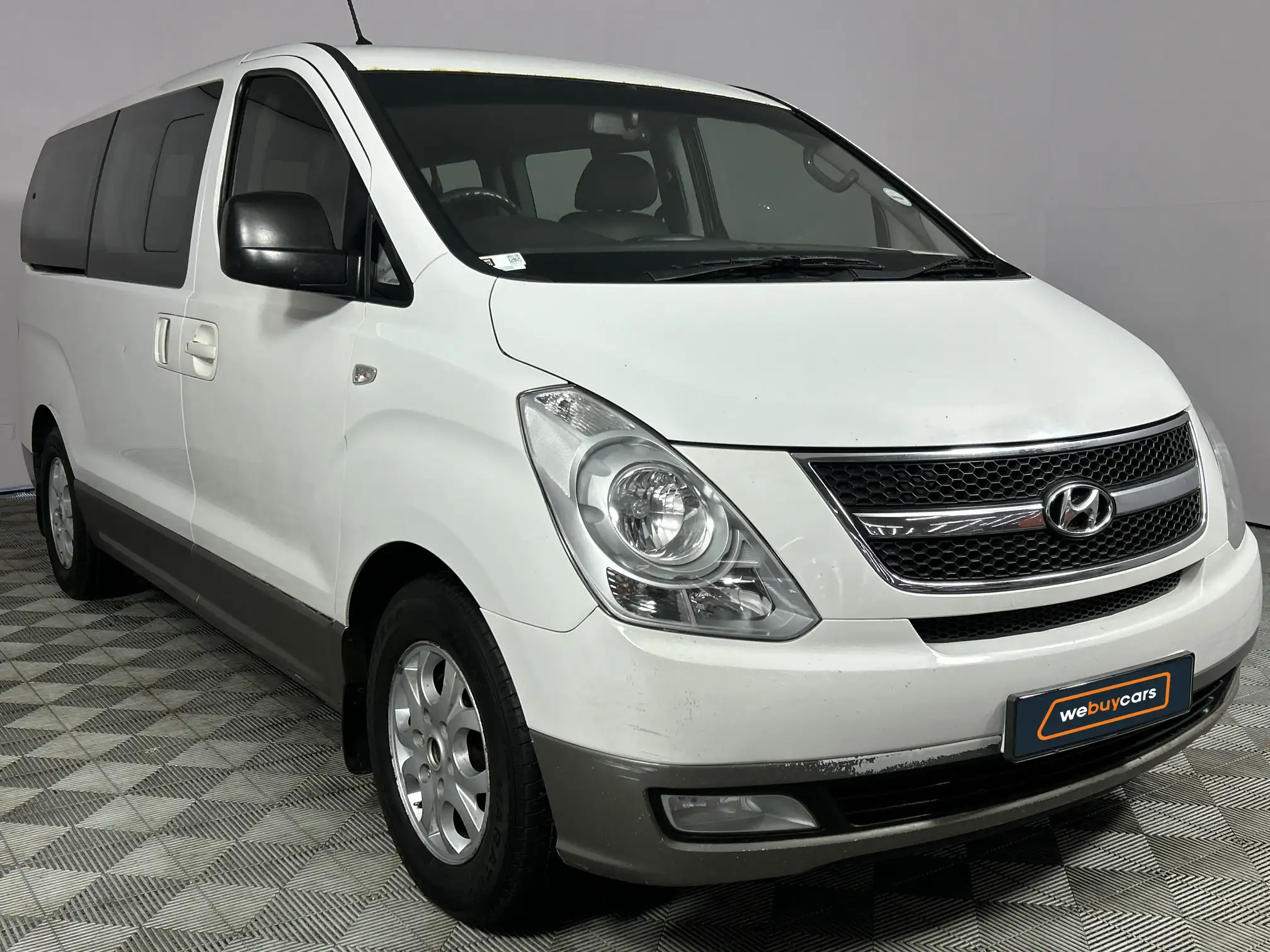 Hyundai H-1
