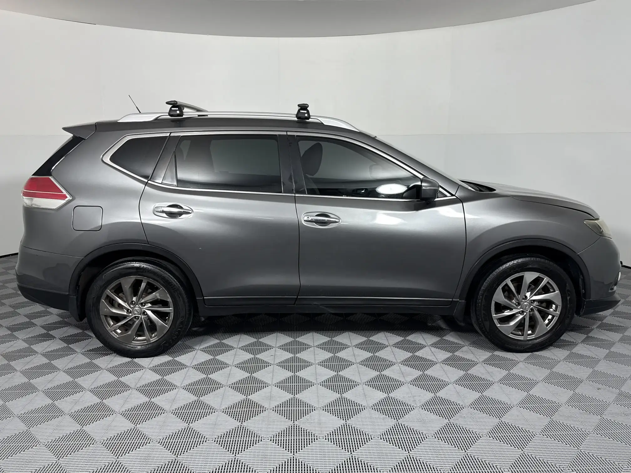 Nissan X Trail