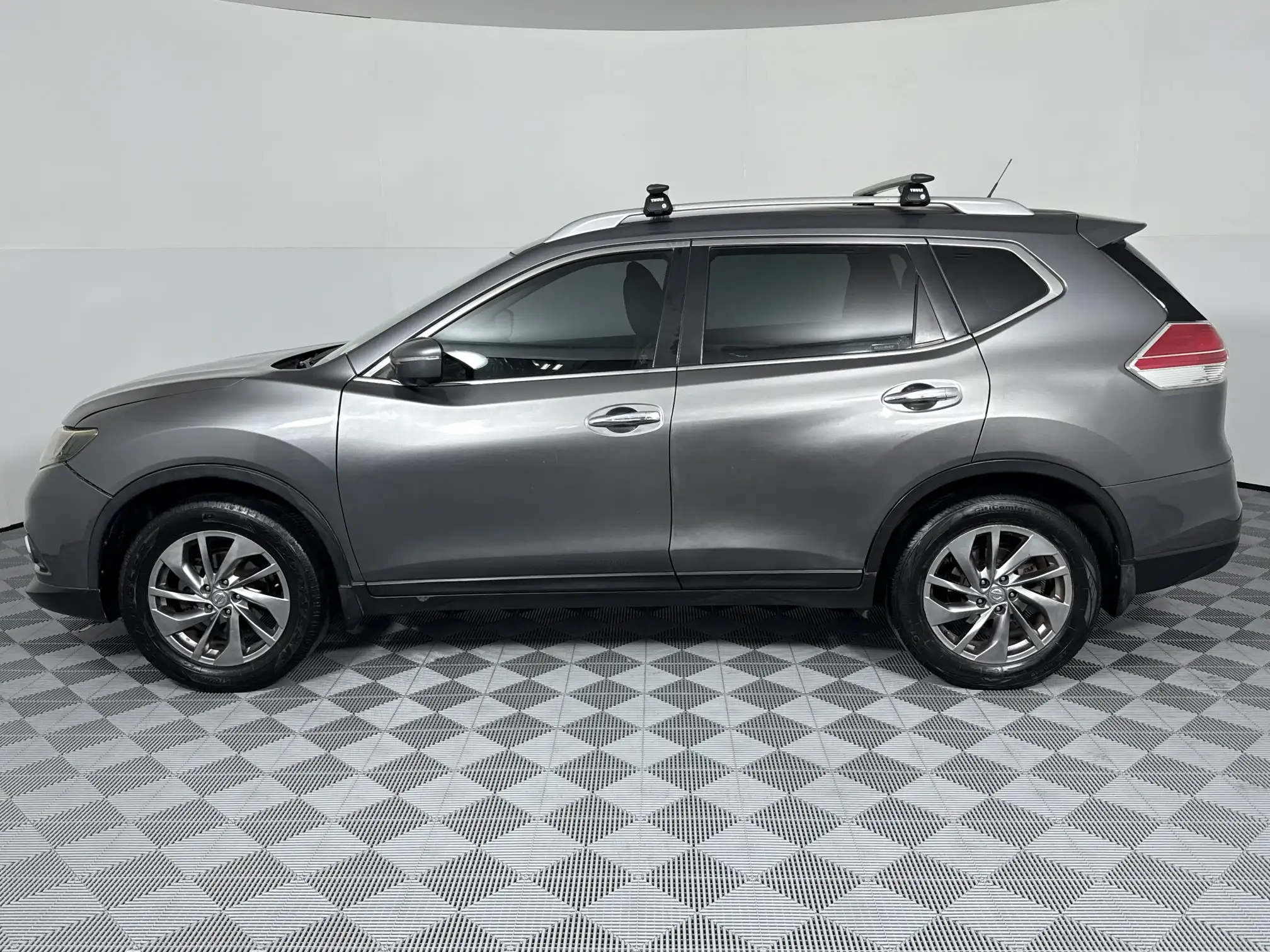 Nissan X Trail