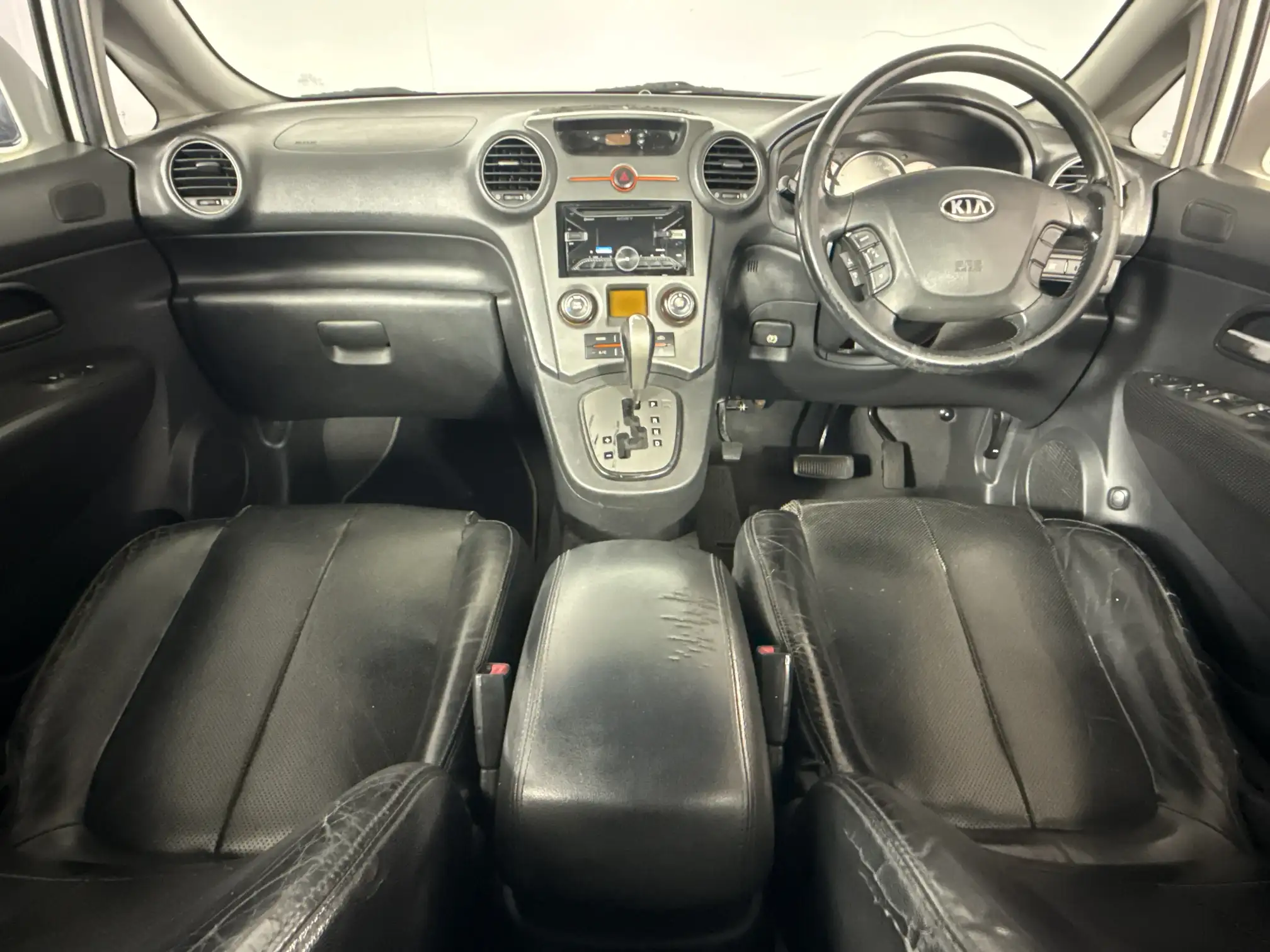 KIA Carens