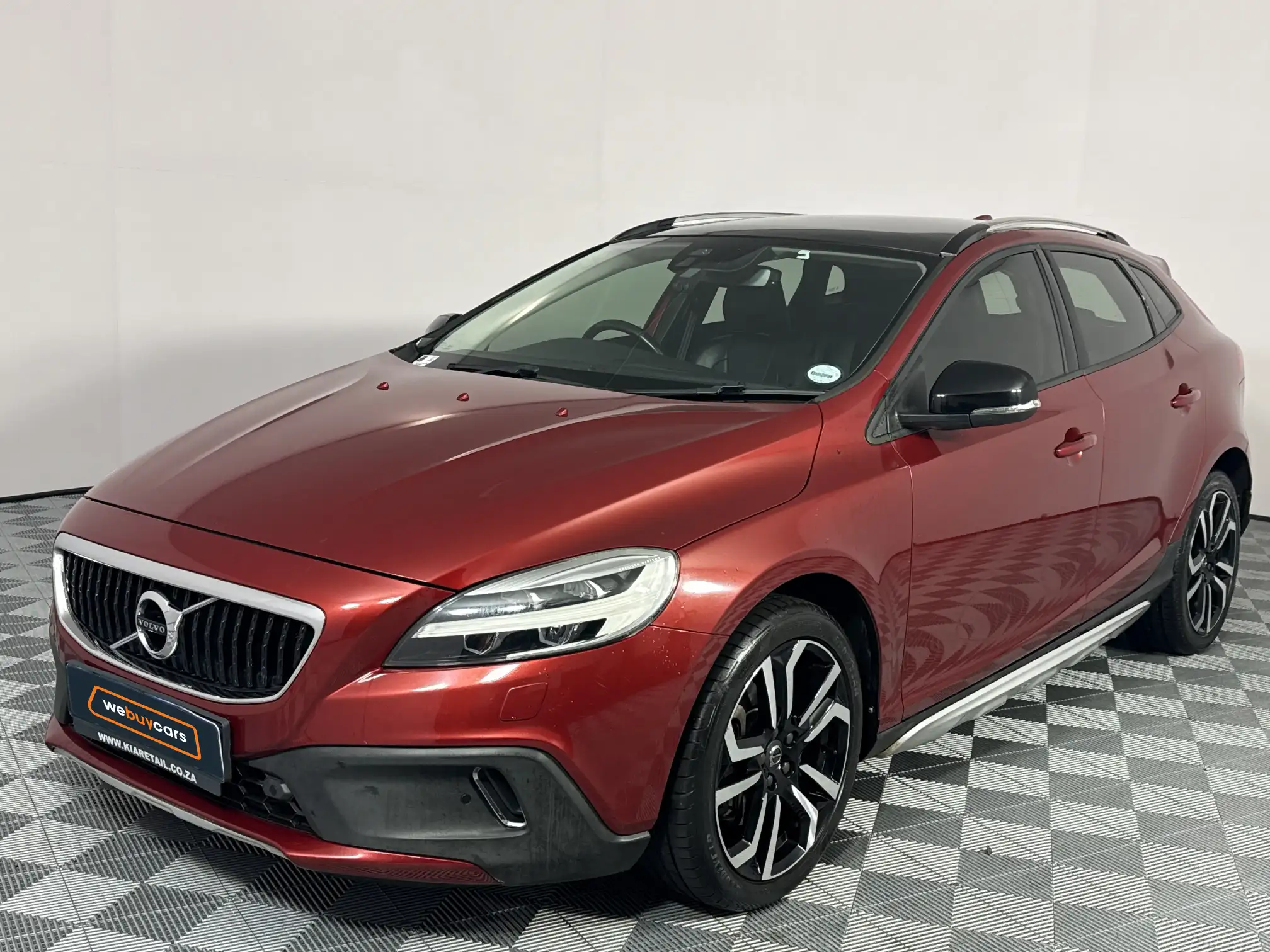 2018 Volvo V40