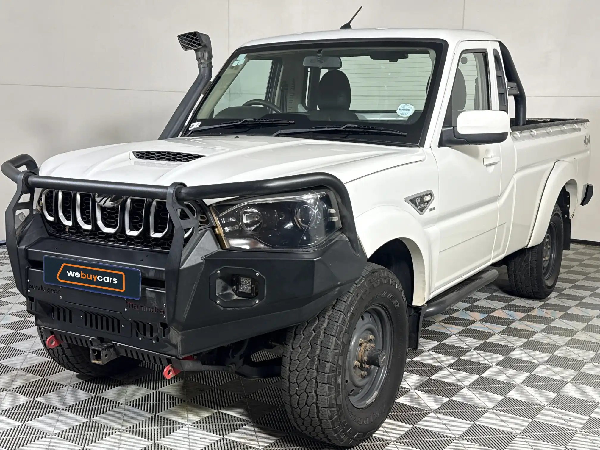 2022 Mahindra PIK UP