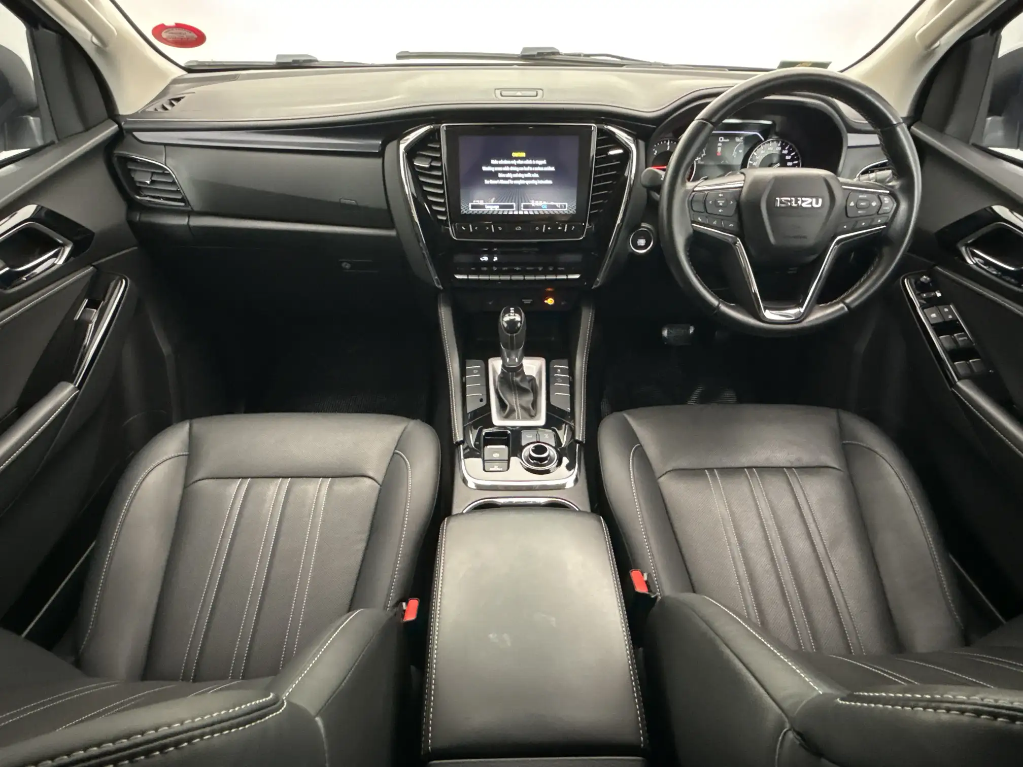 Isuzu MU-X