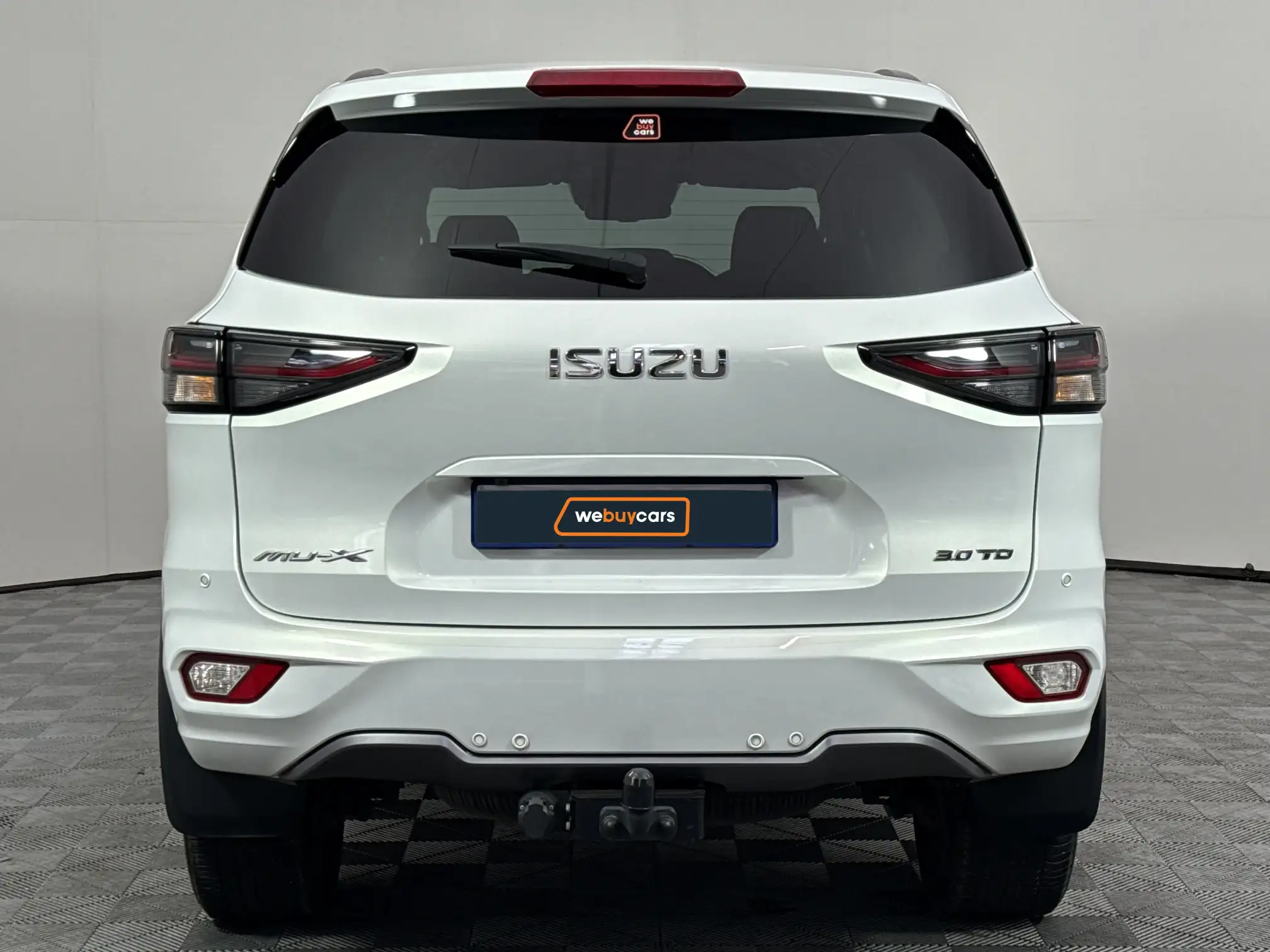Isuzu MU-X