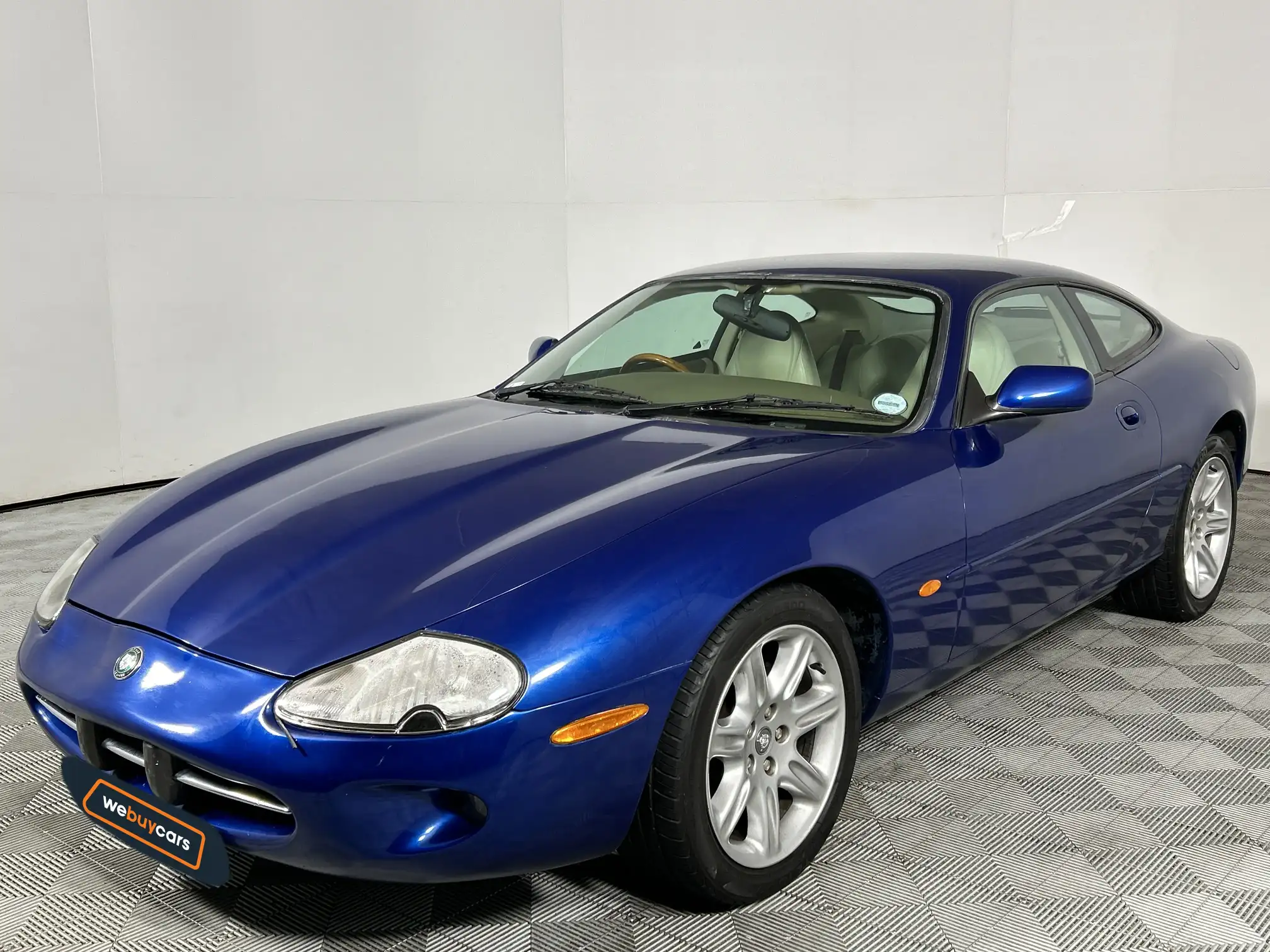 2005 Jaguar XK8
