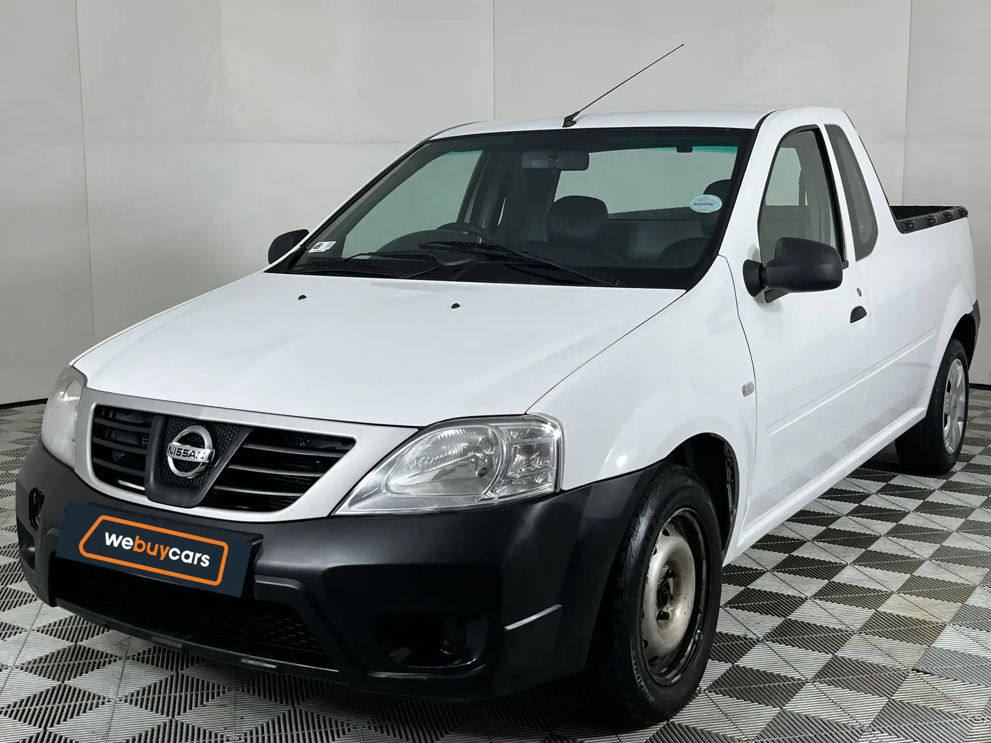 2019 Nissan NP200