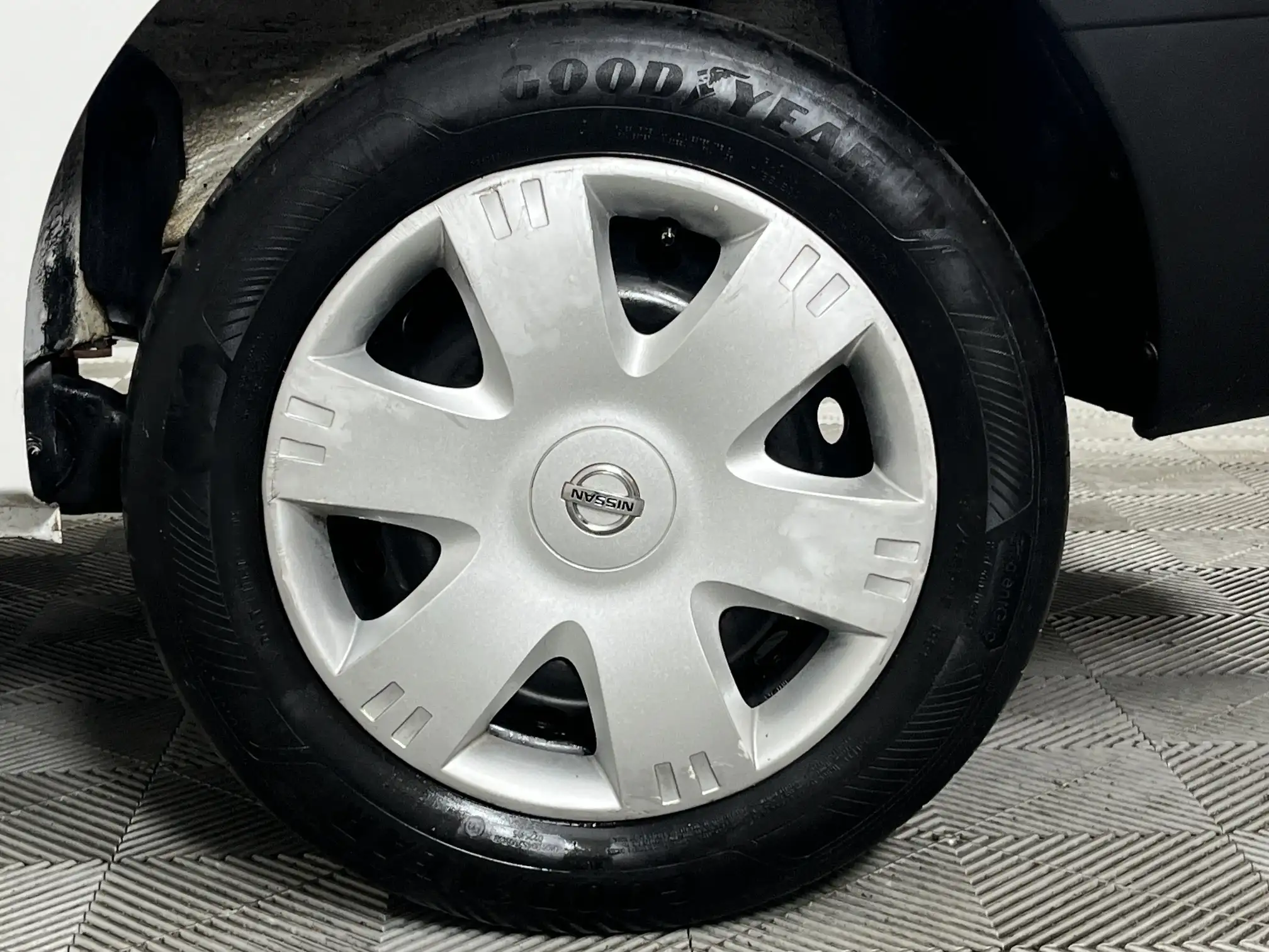 Nissan NP200
