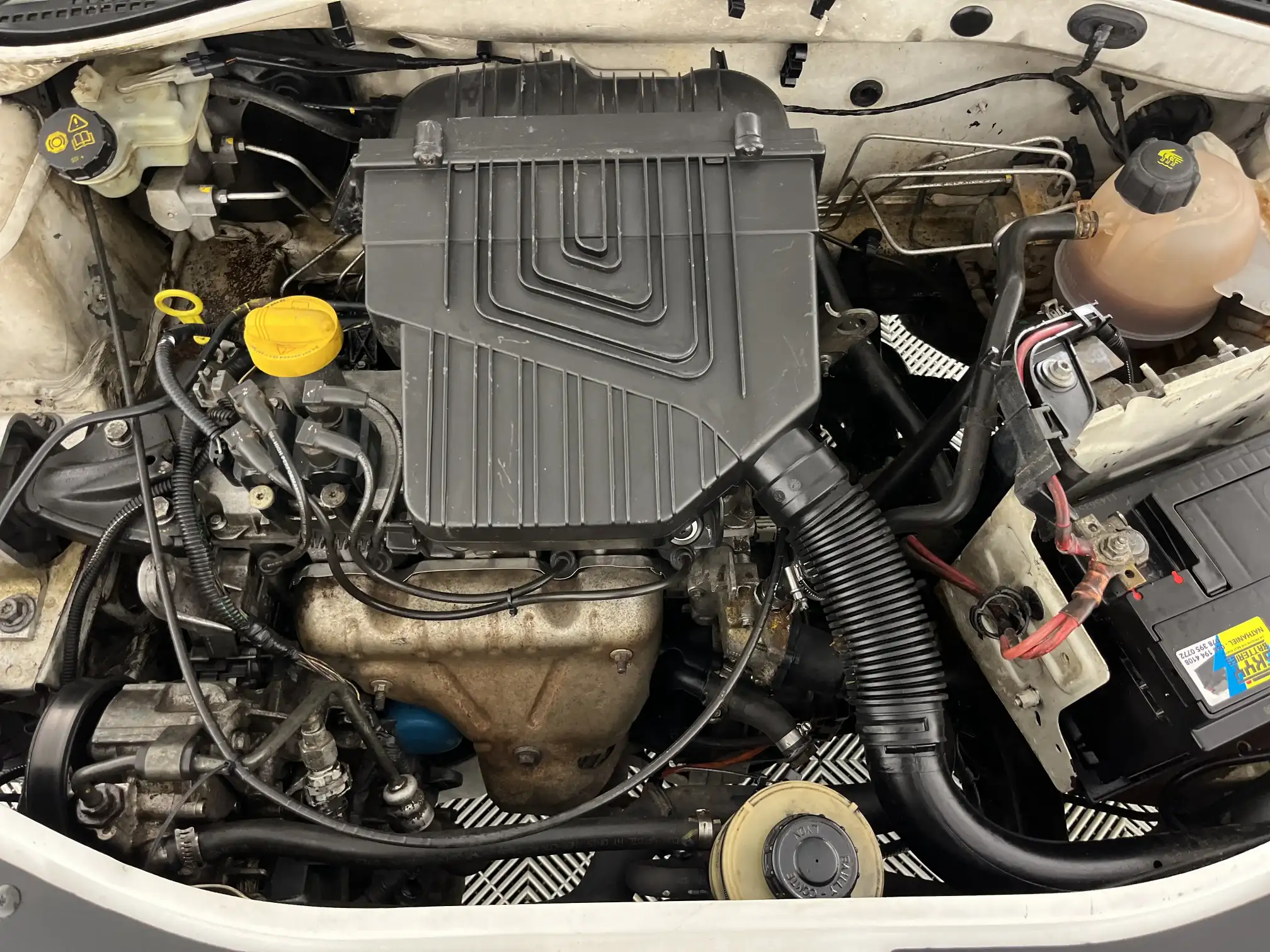 Nissan NP200
