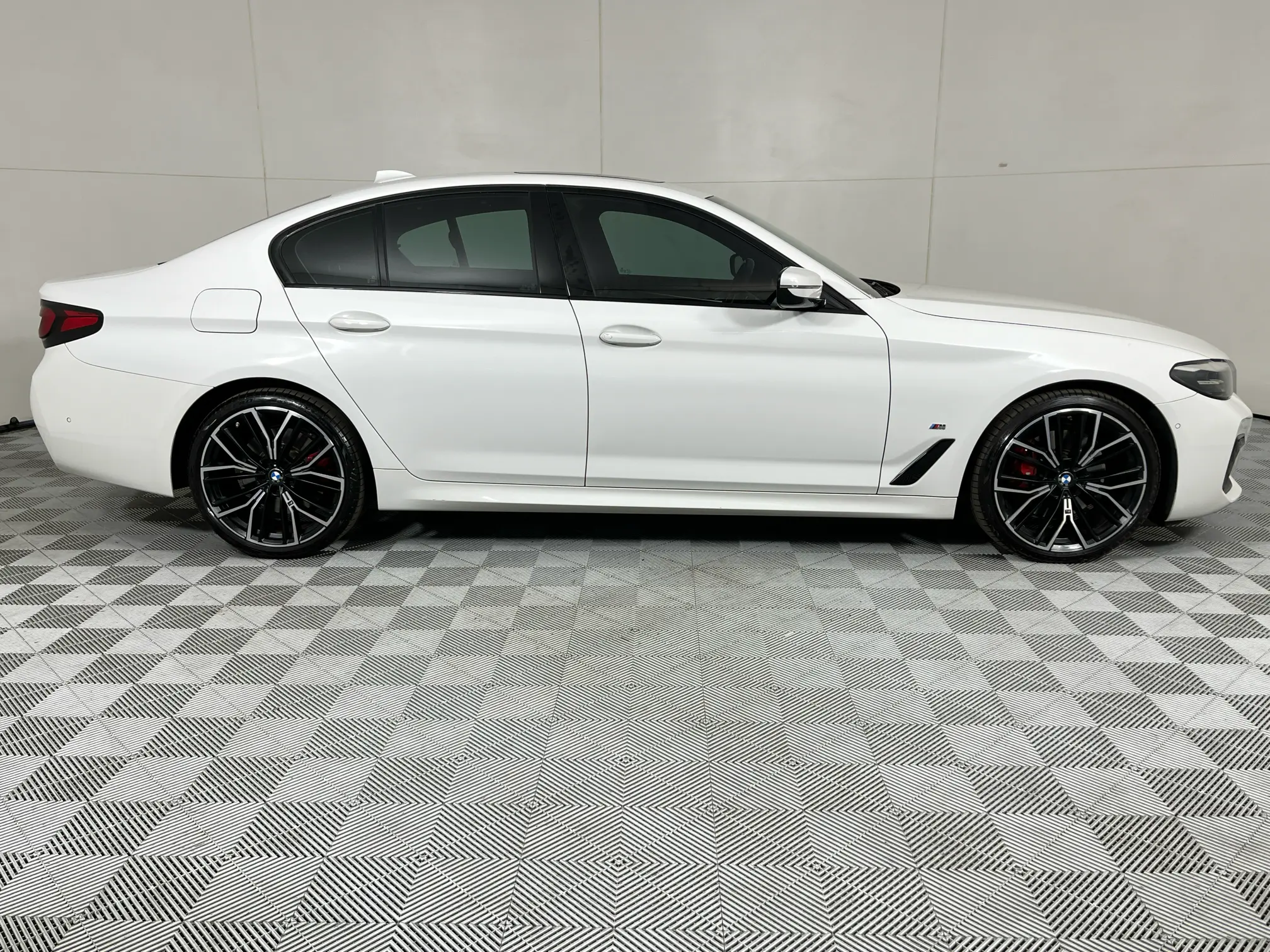 Used 2021 BMW 5 Series 530i Auto (G30) for sale | WeBuyCars