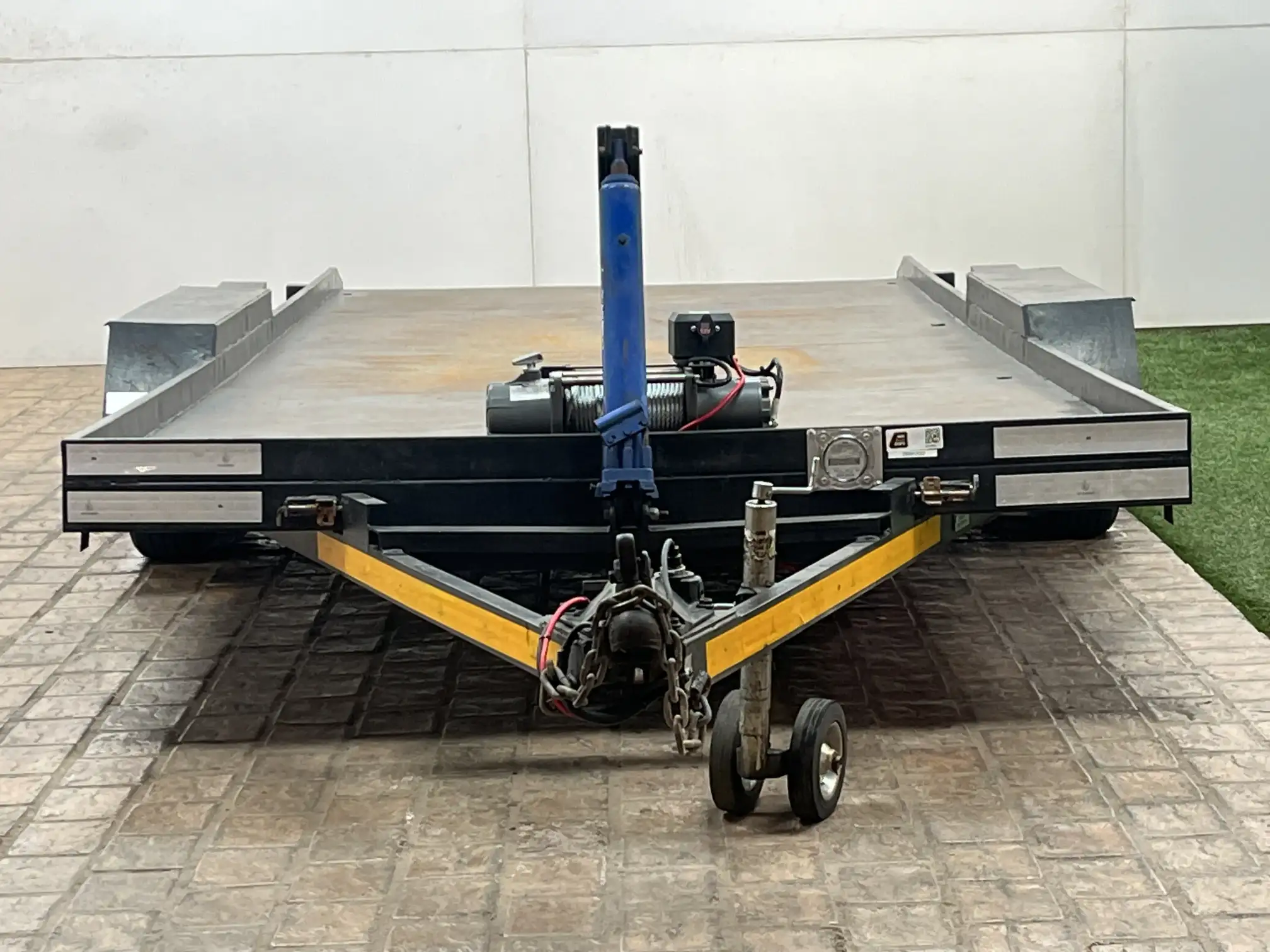 Kanu Car carrier