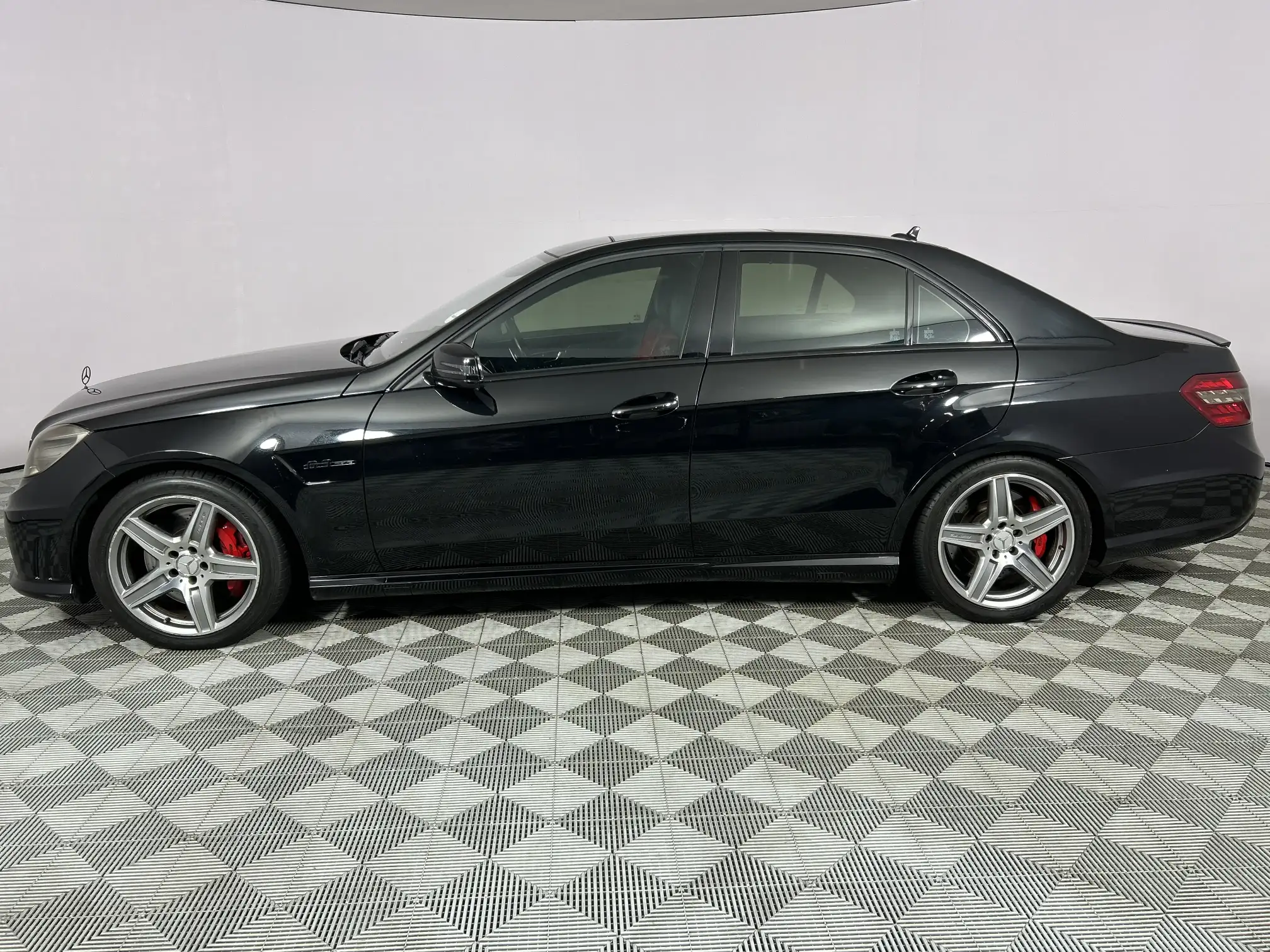 Mercedes-Benz E Class Sedan
