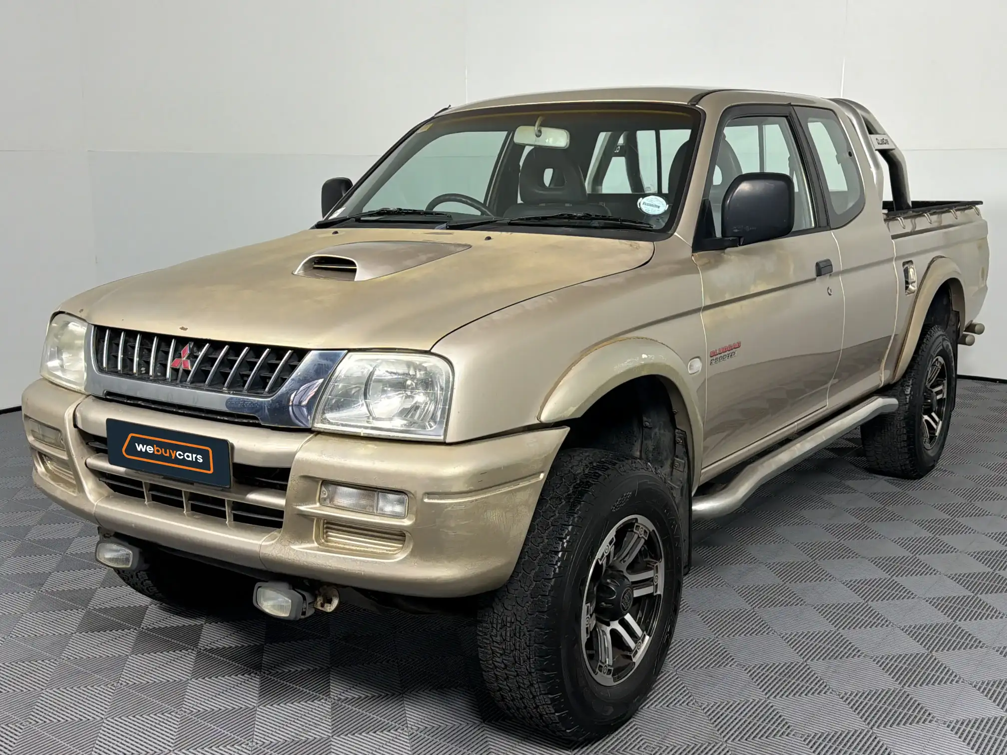 2003 Mitsubishi Colt