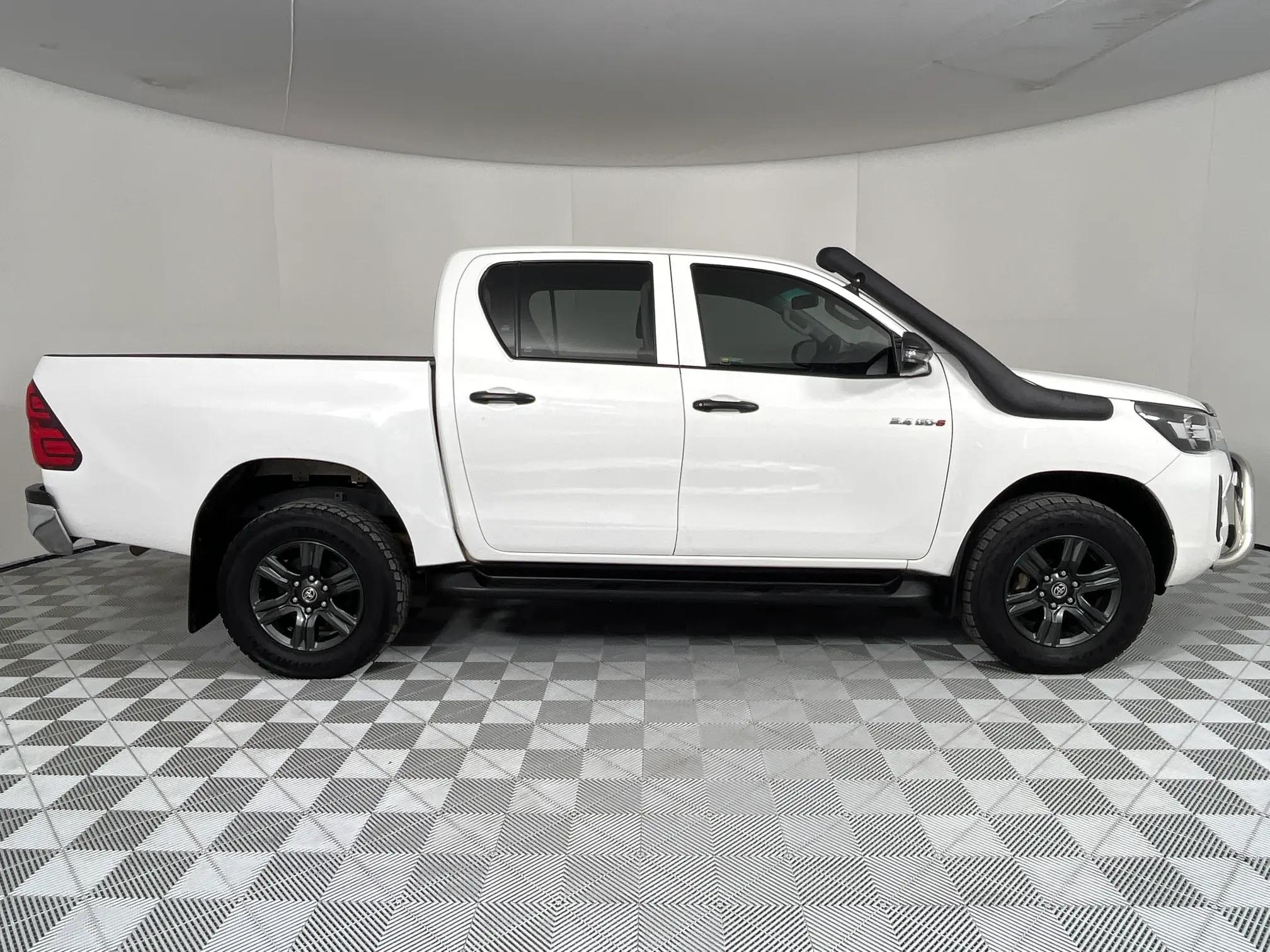 Toyota Hilux Gd Raider Double Cab X For Sale R Carfind Co Za