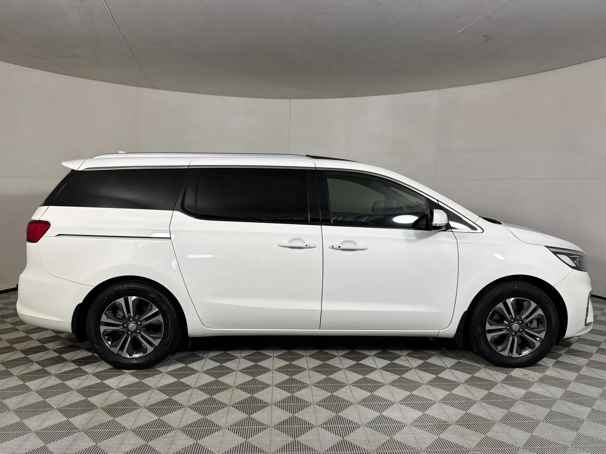 KIA Sedona