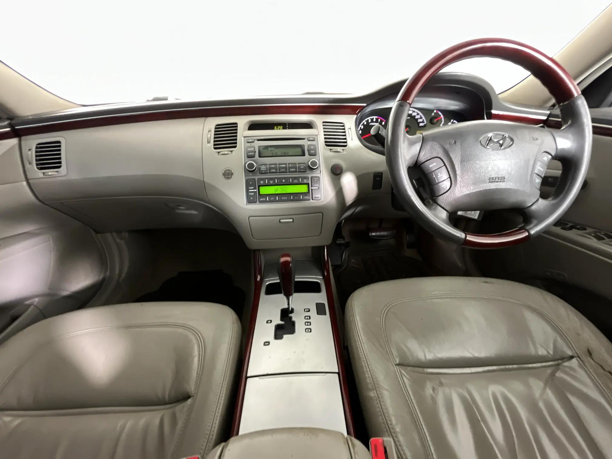 Hyundai Azera 3.3 V6 for sale - R 34 900 | Carfind.co.za