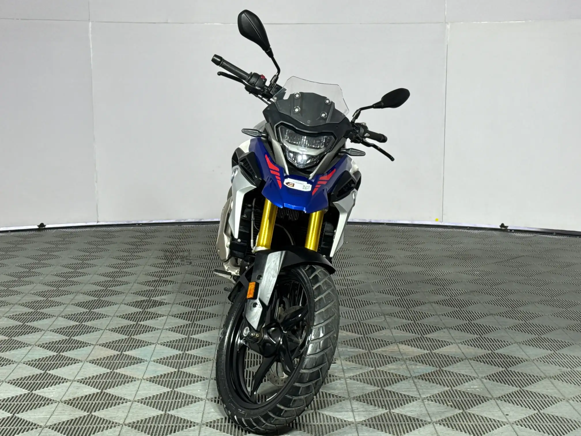 BMW C