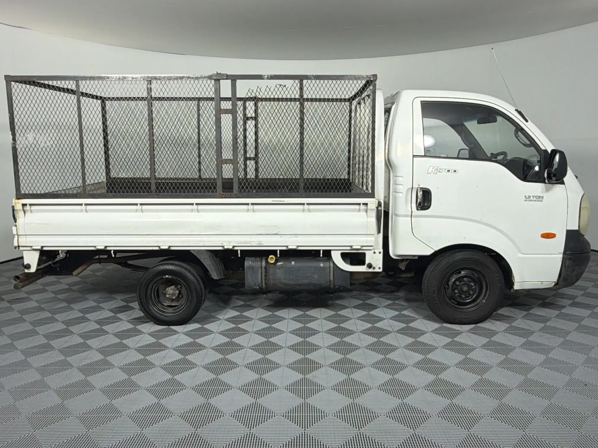 KIA K 2700