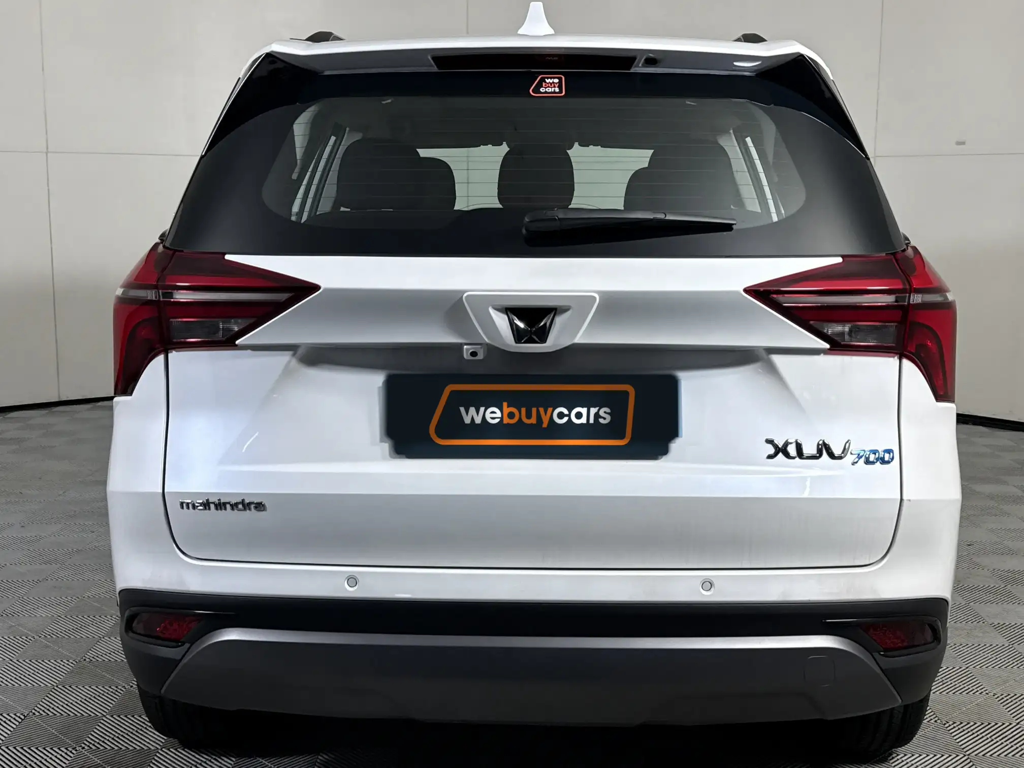 Mahindra XUV 700