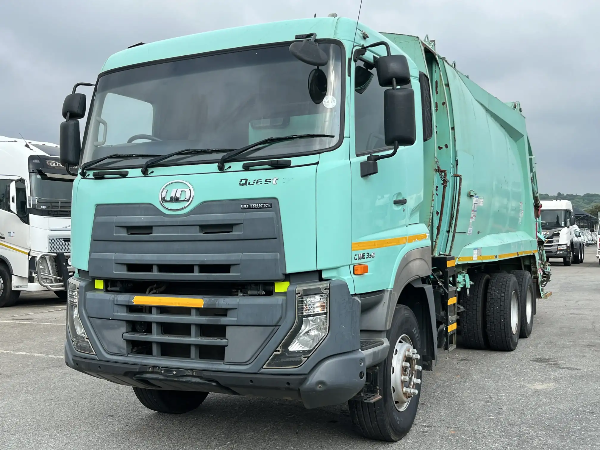 2022 Ud Trucks Quester