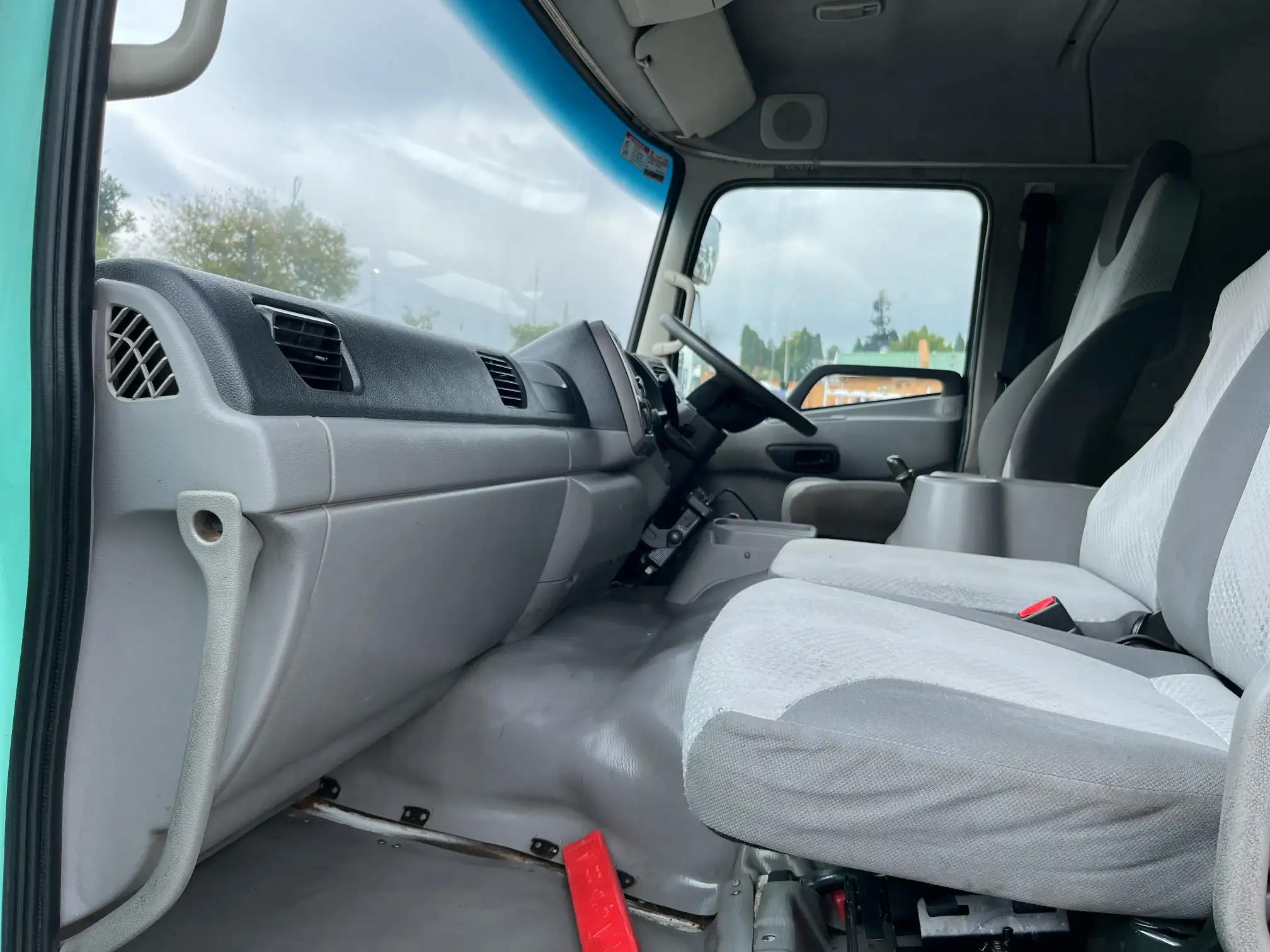 Ud Trucks Quester