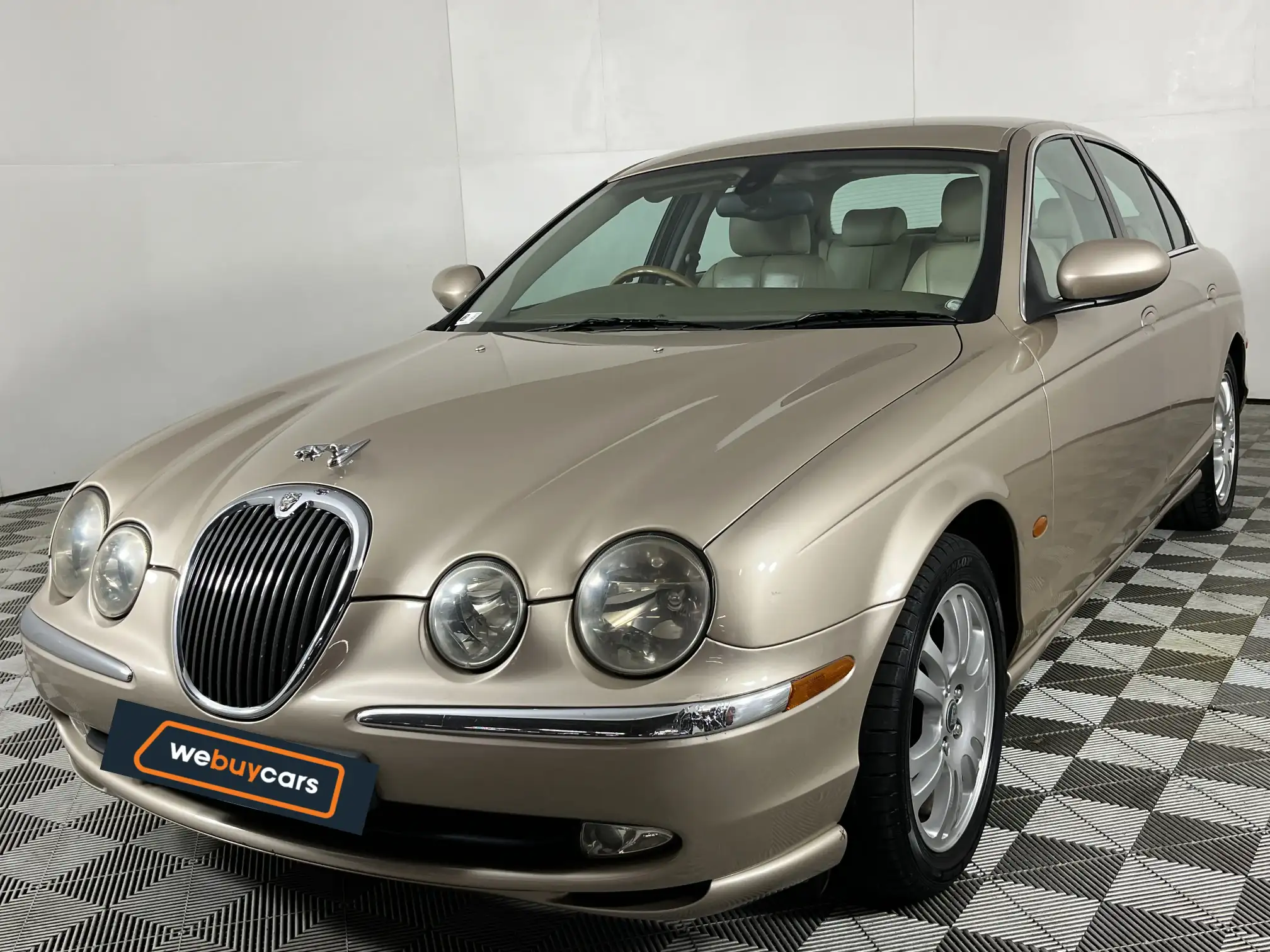 2003 Jaguar S-Type S Type 4.2 V8 Auto at Dome (GP) for sale R74900