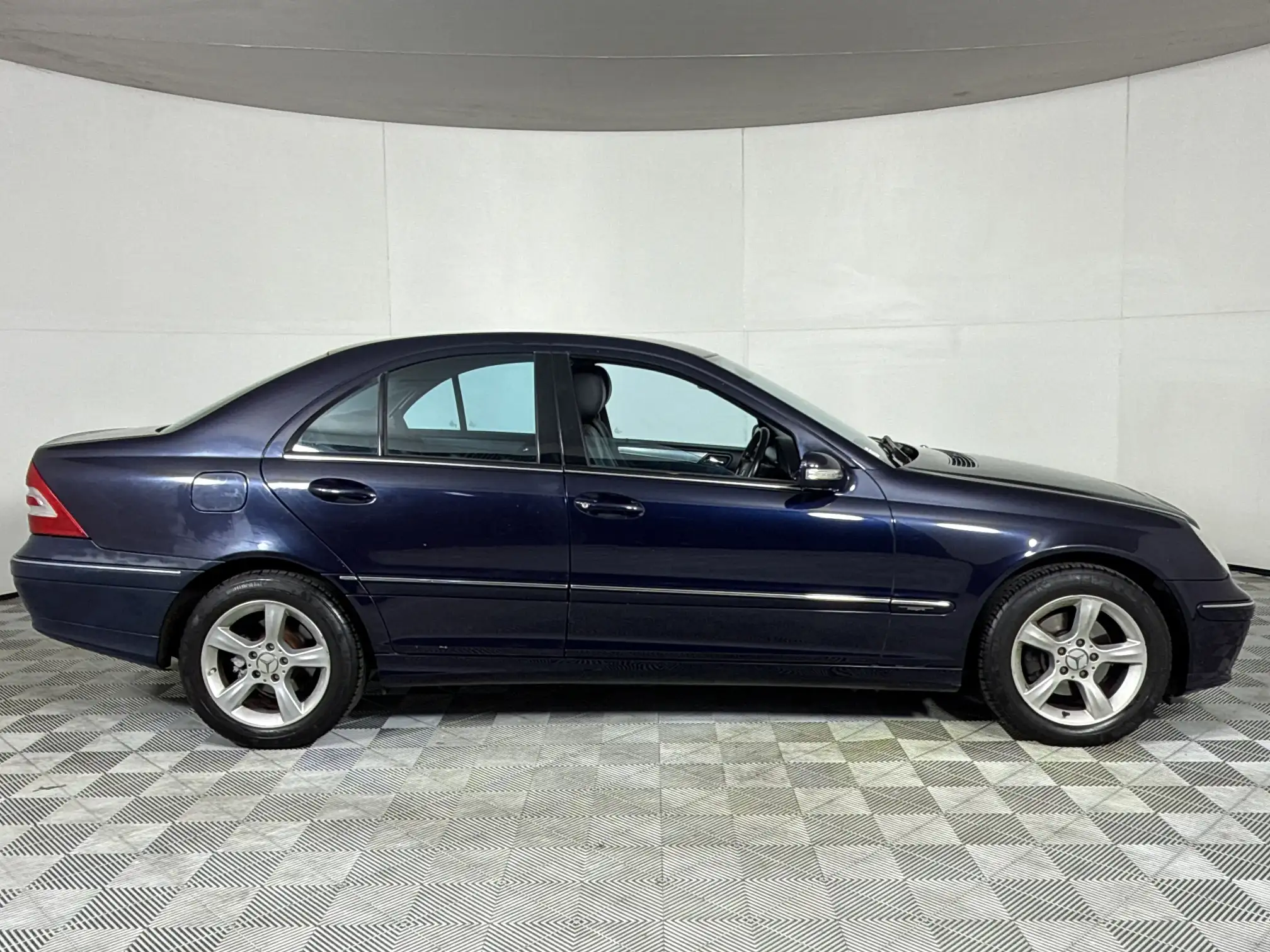 Mercedes-Benz C Class Sedan