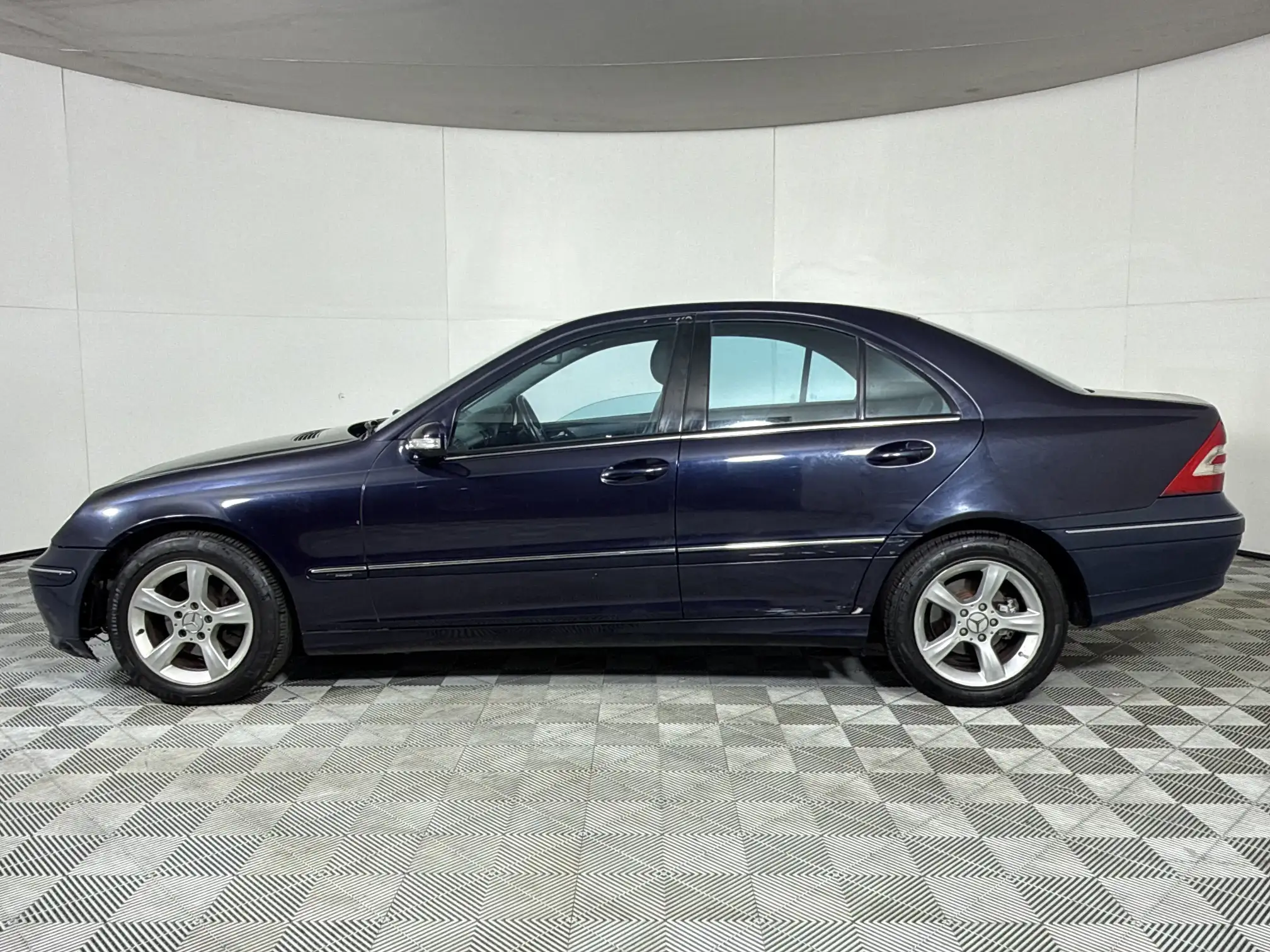 Mercedes-Benz C Class Sedan