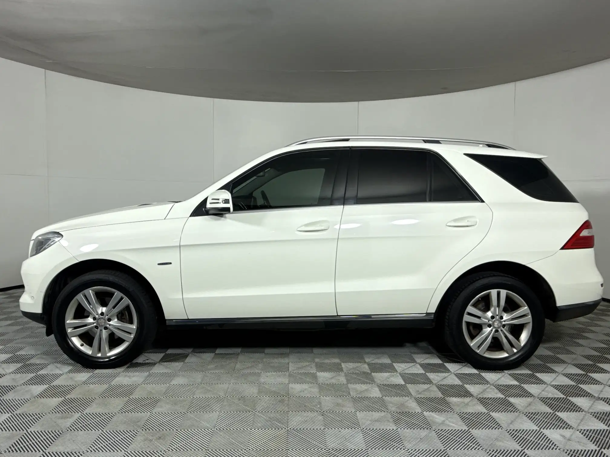 Mercedes-Benz M Class