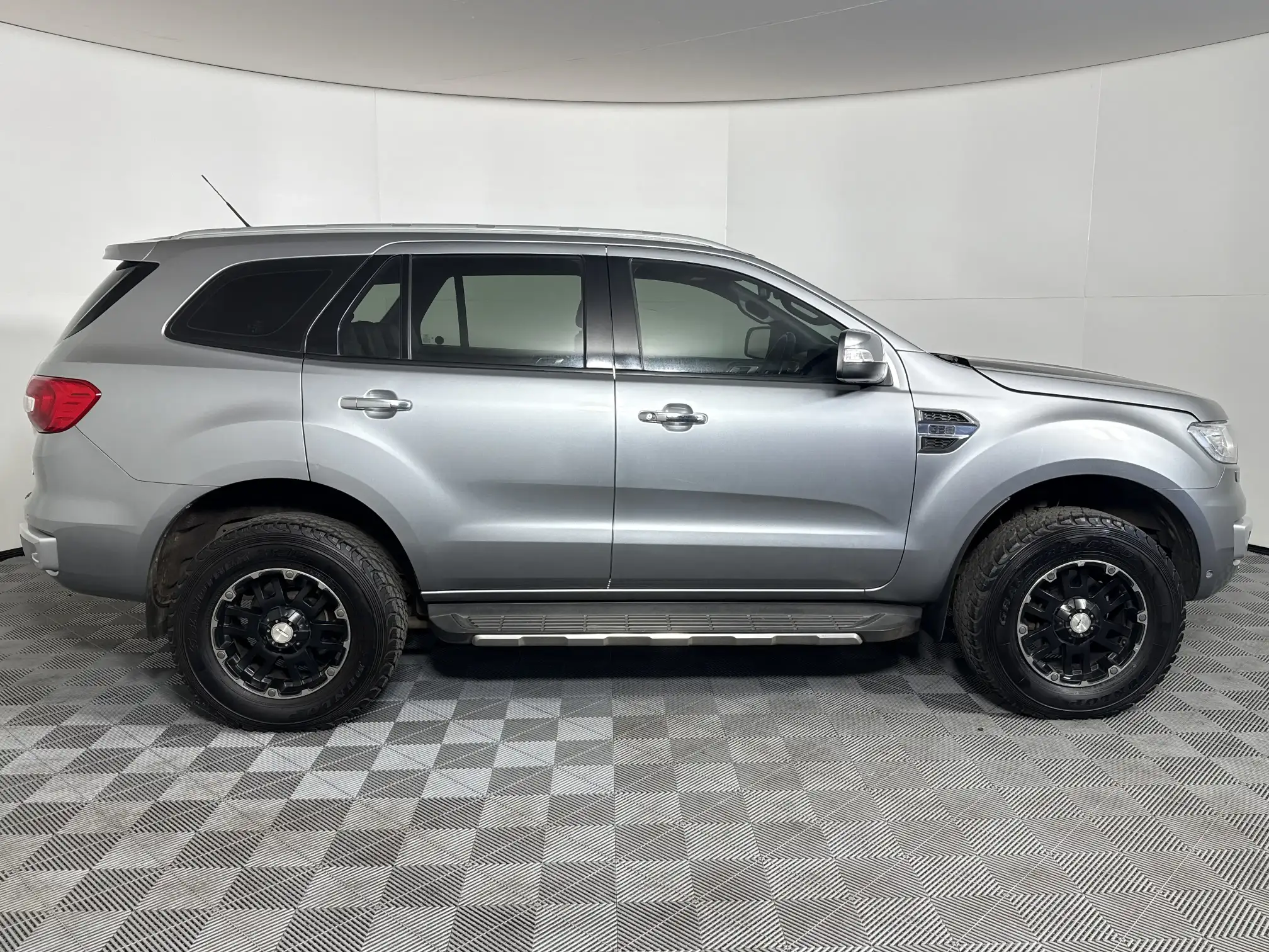 Ford Everest