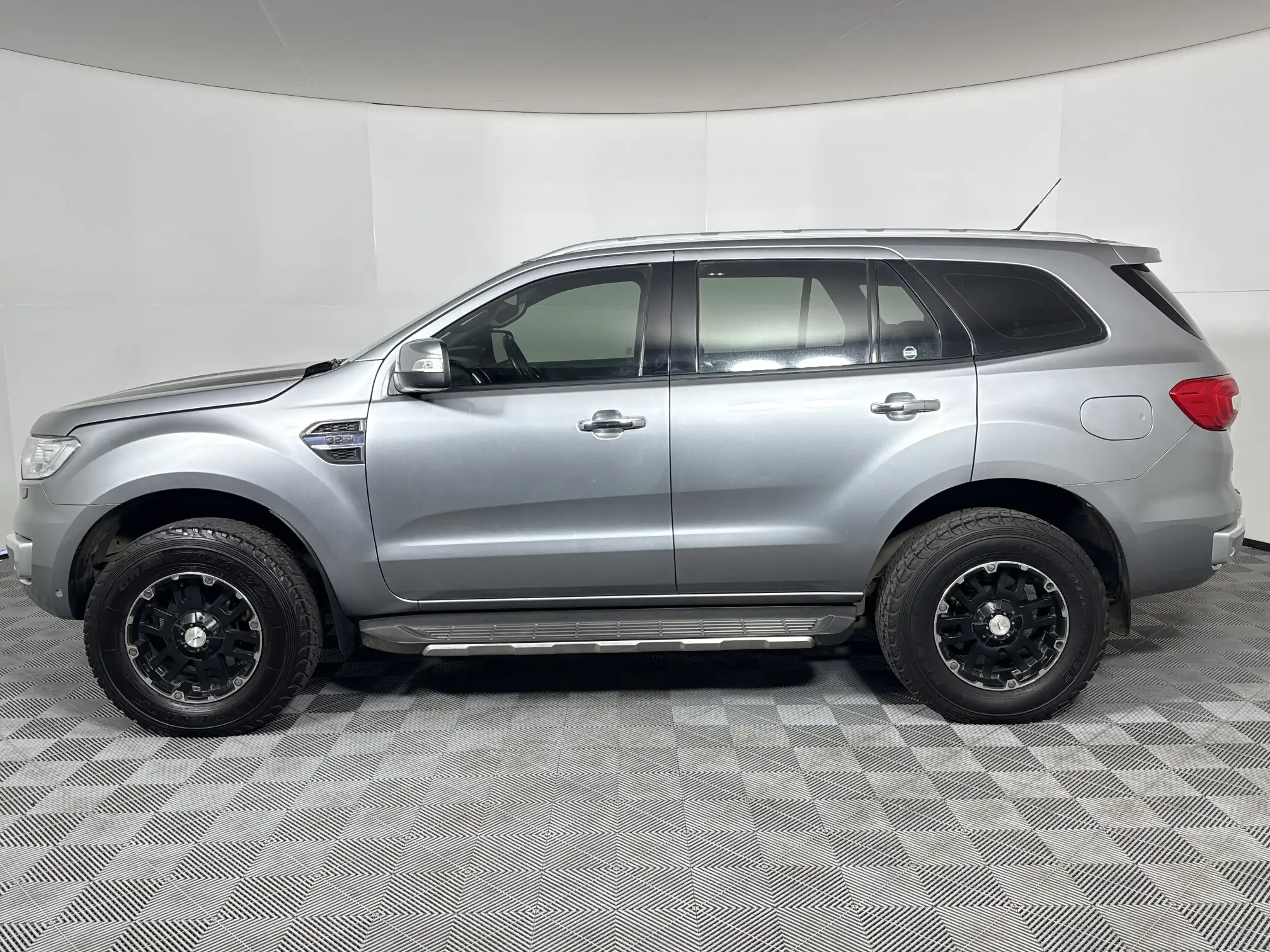 Ford Everest