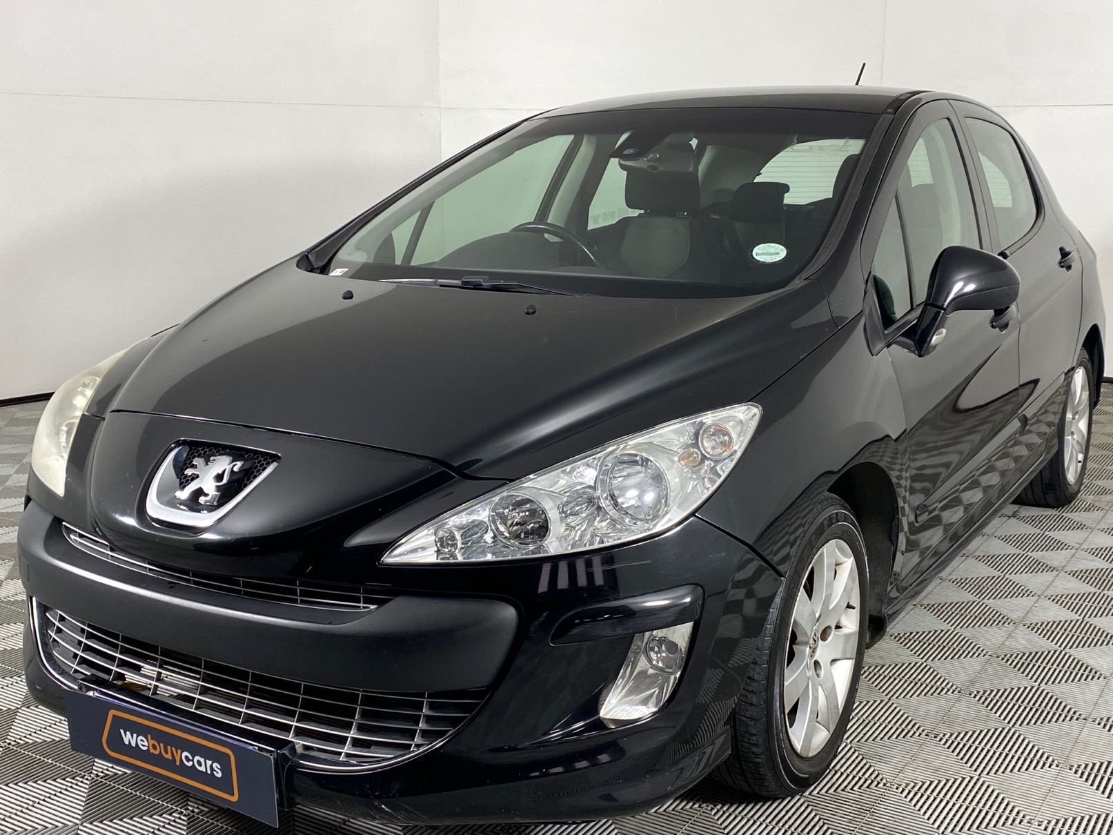 Used 12 Peugeot 308 2 0 Hdi Premium Pack Active For Sale Webuycars