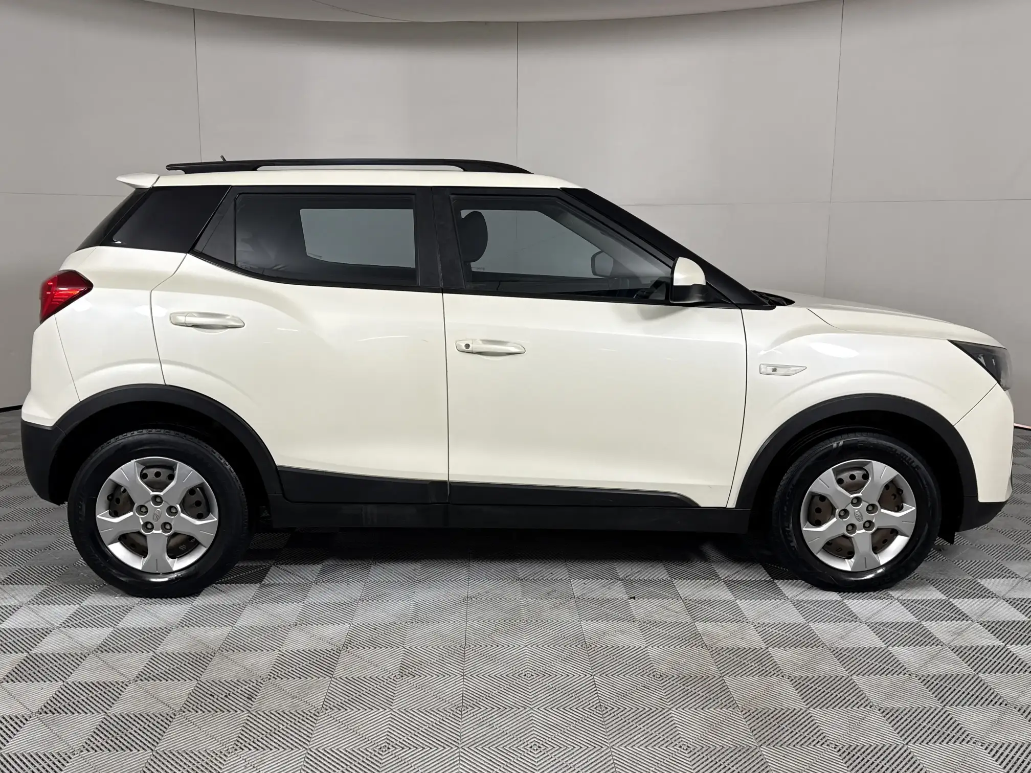 Mahindra Xuv300