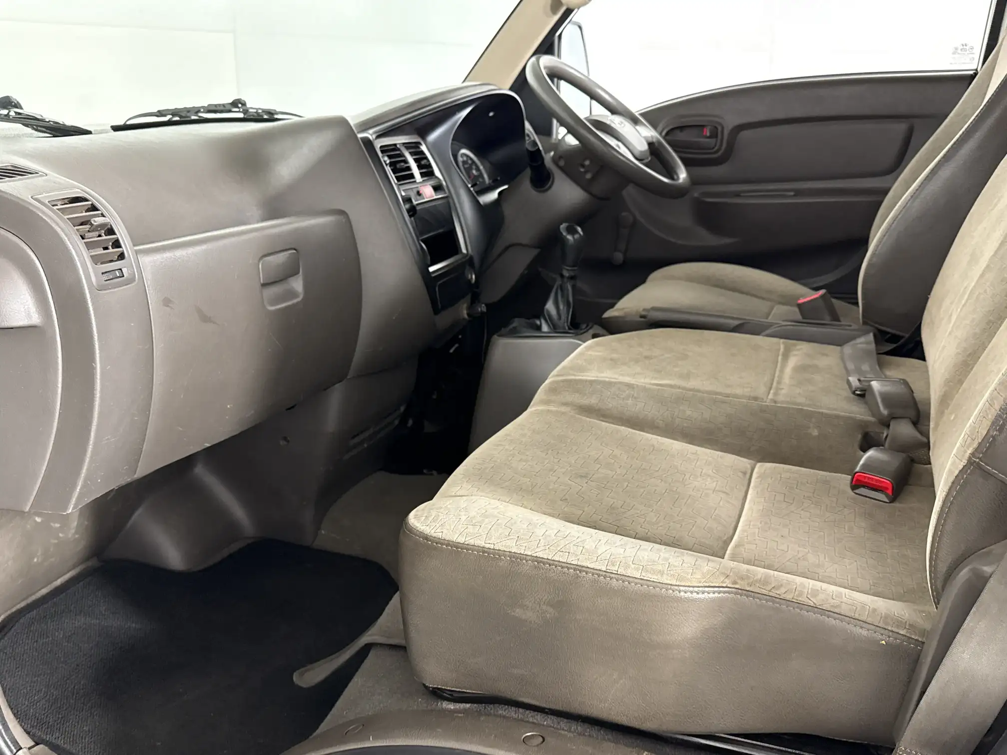 Hyundai H100