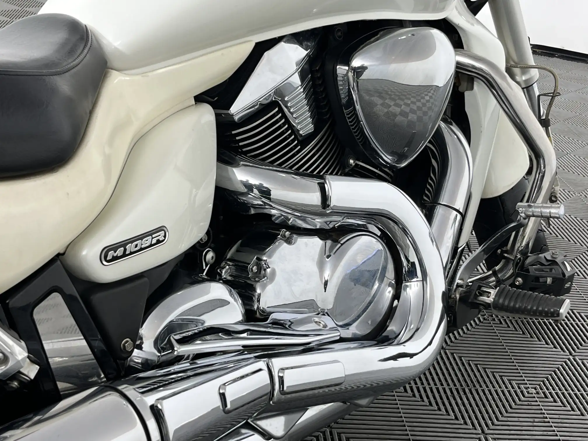 Suzuki Boulevard