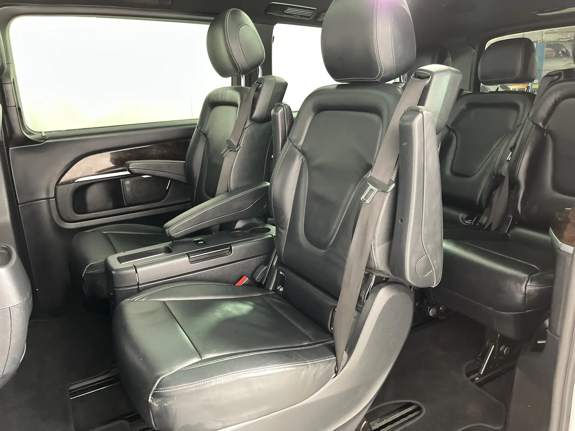 Mercedes-Benz V250