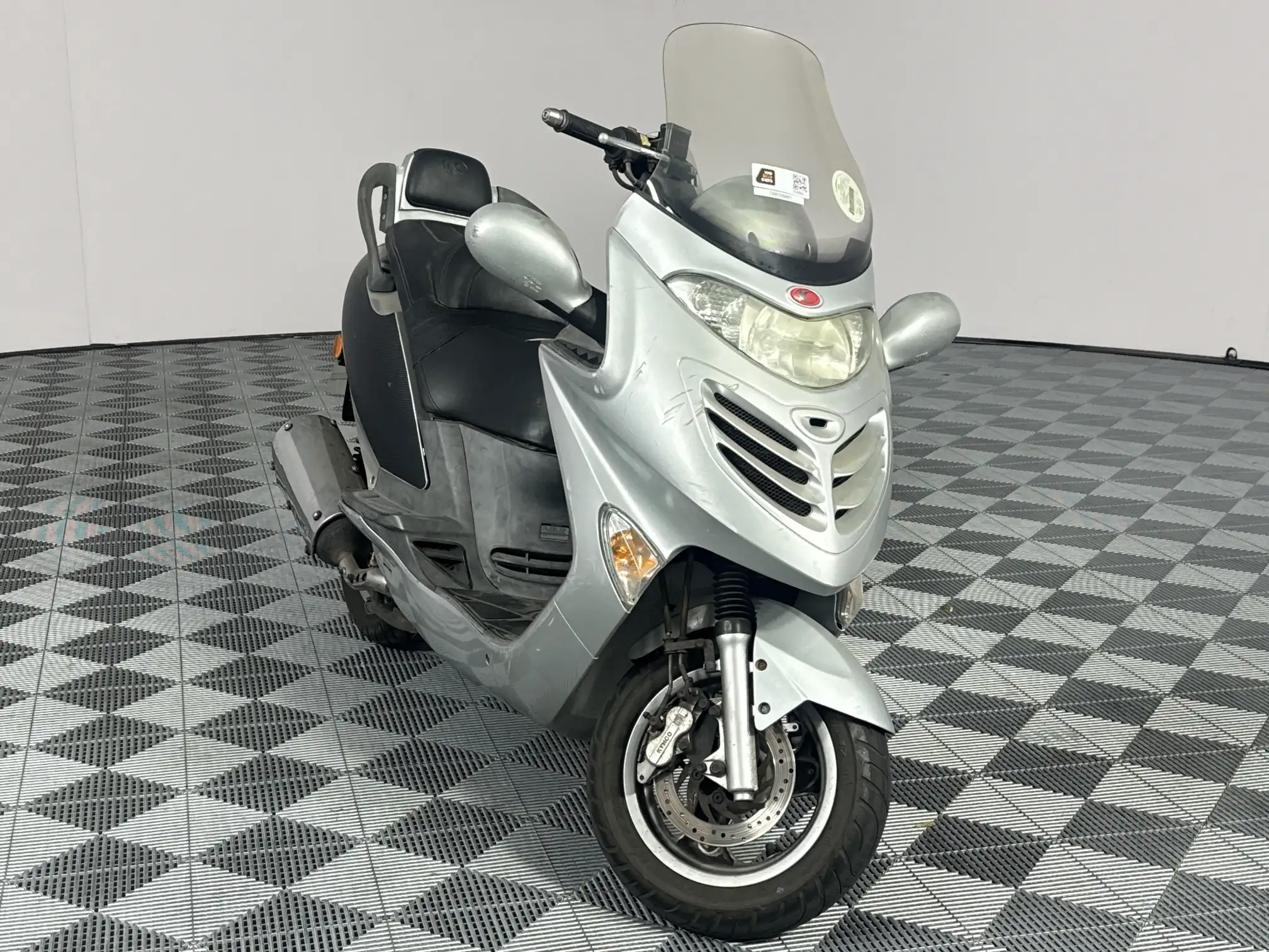 2005 Kymco B & W