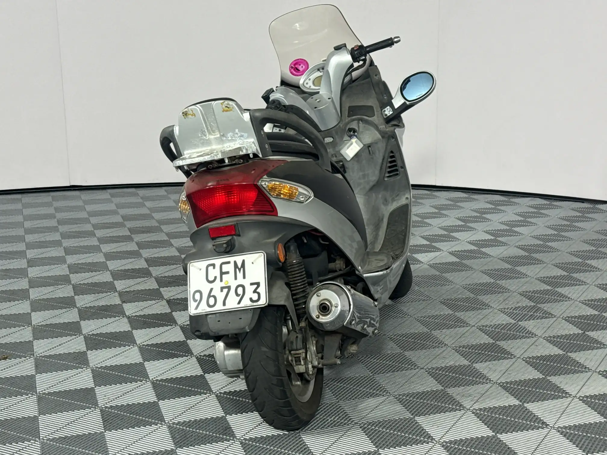 Kymco B & W