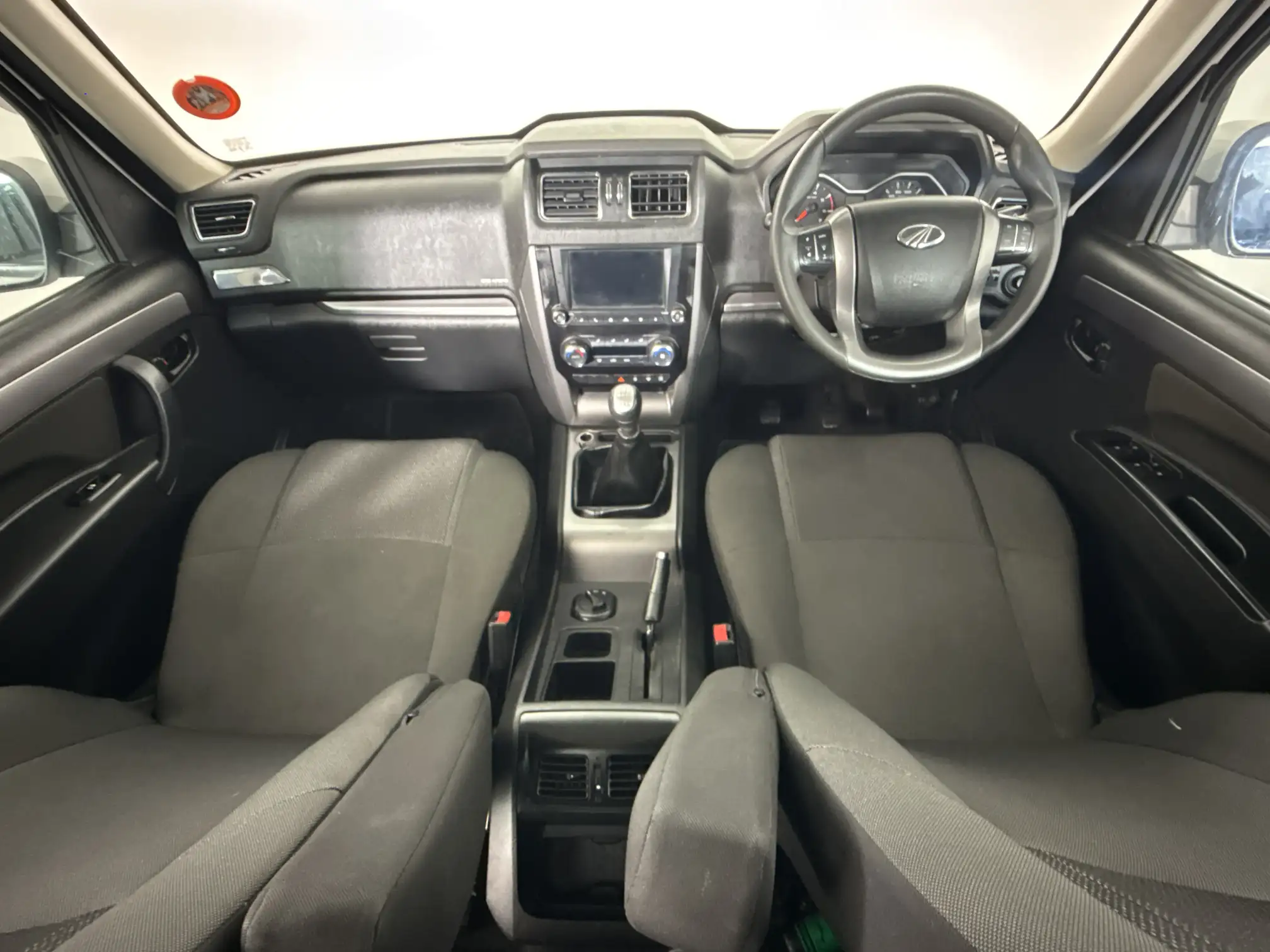 Mahindra PIK UP
