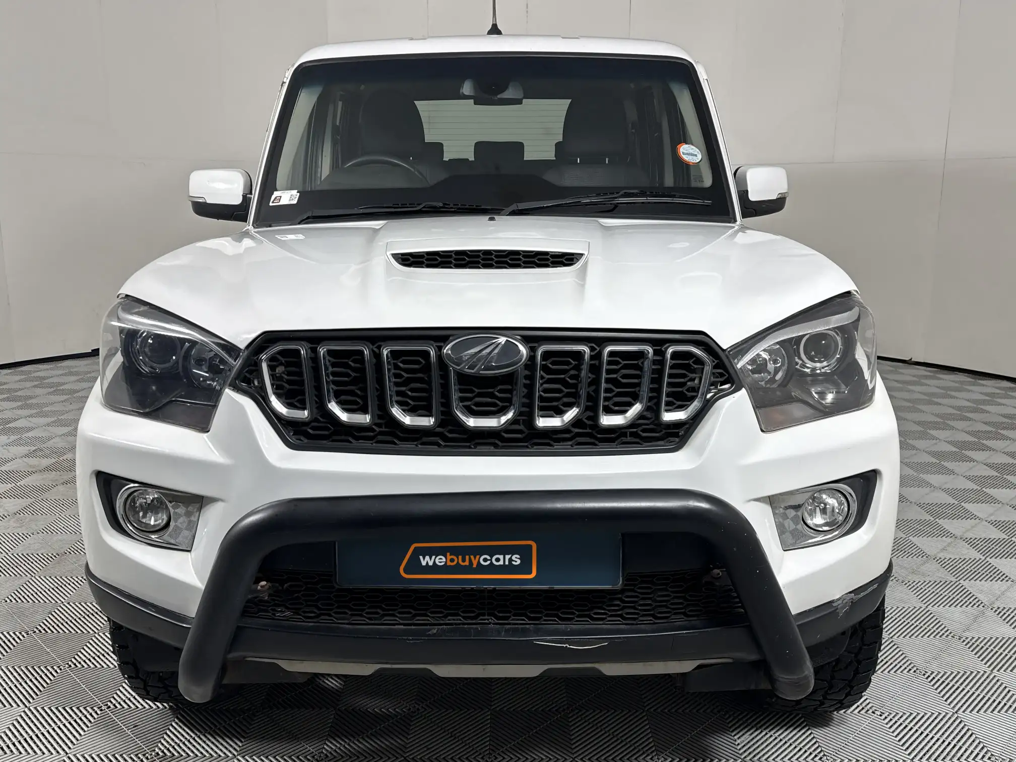 Mahindra PIK UP