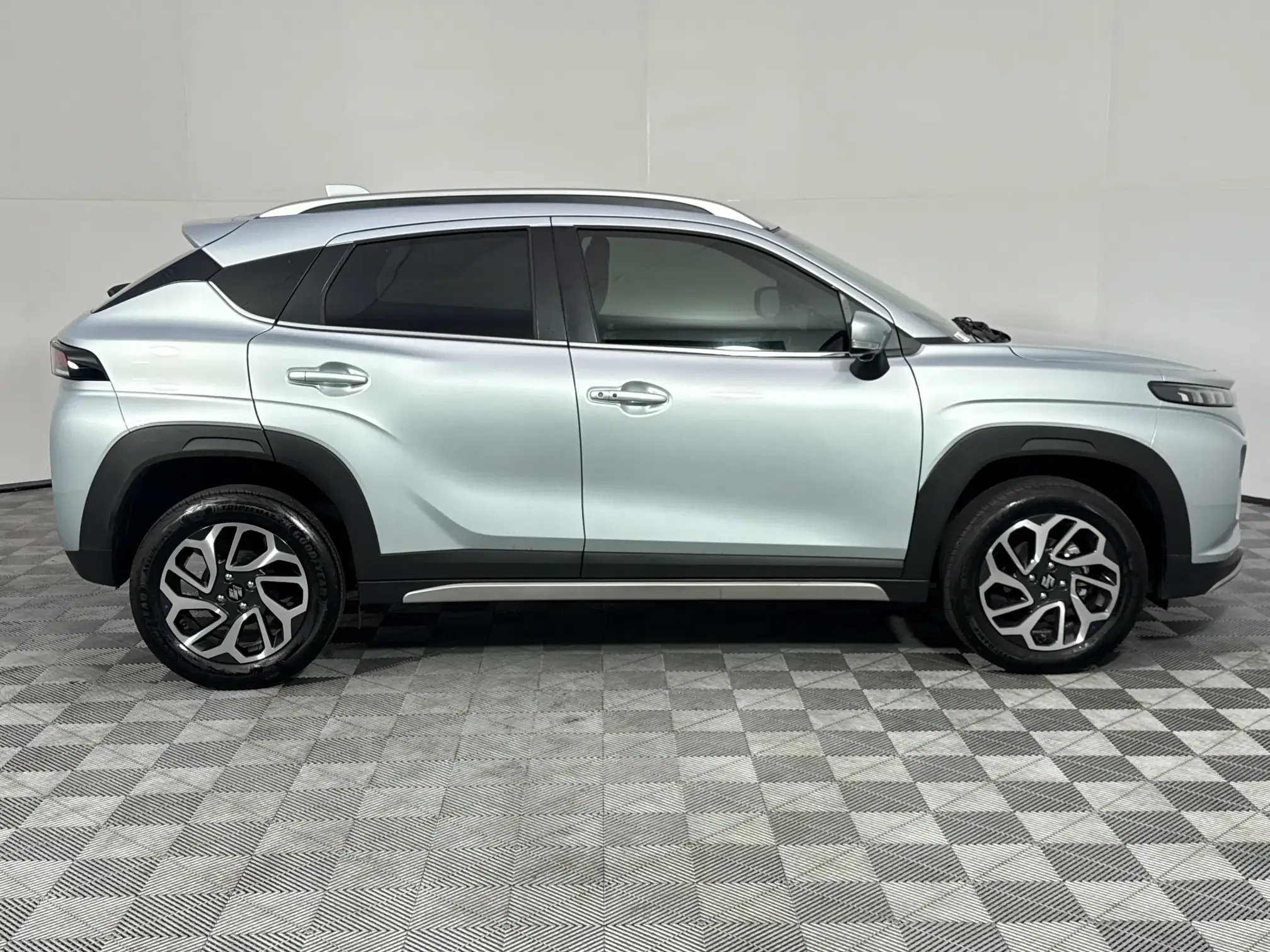 Suzuki Fronx