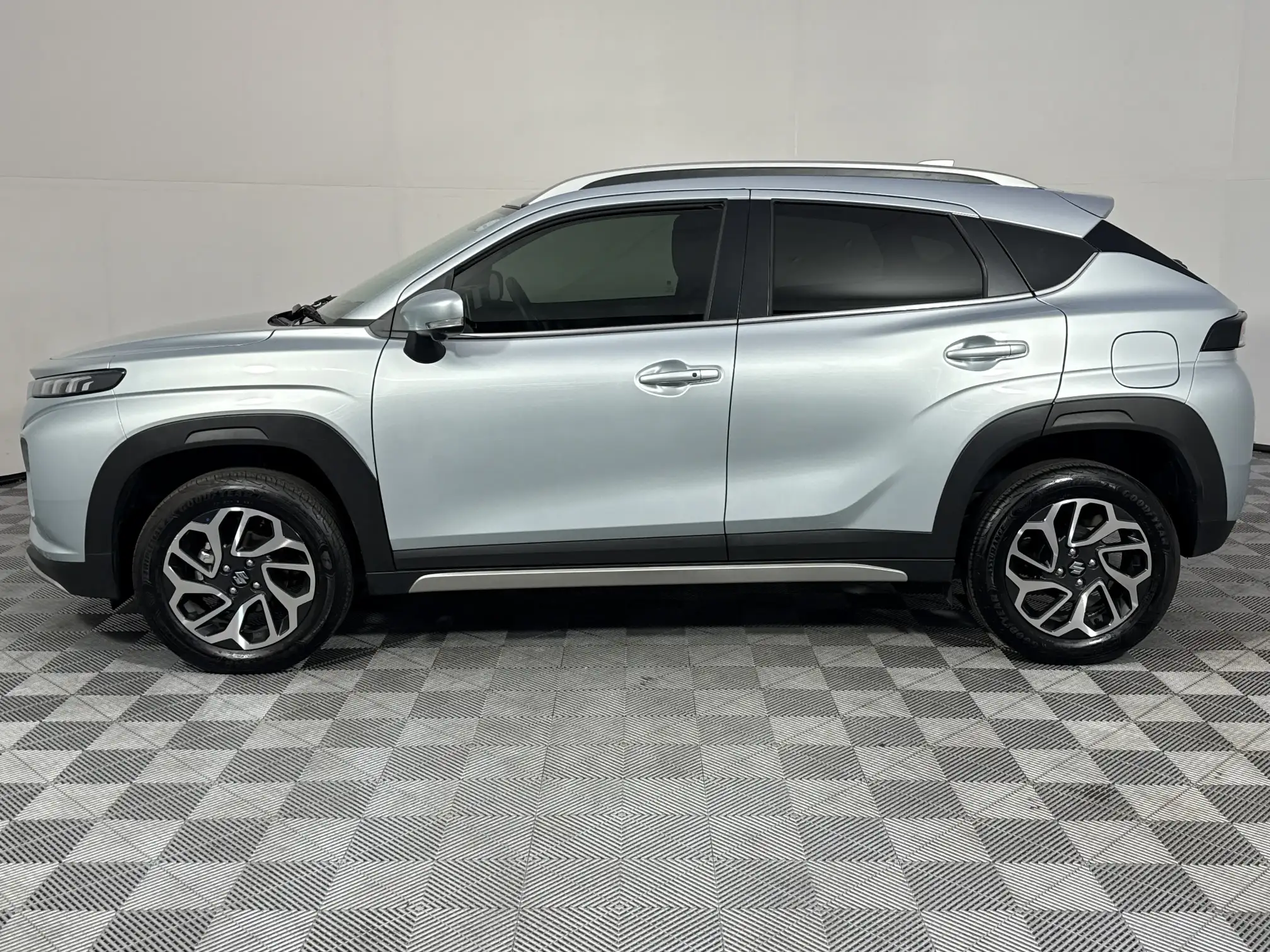 Suzuki Fronx