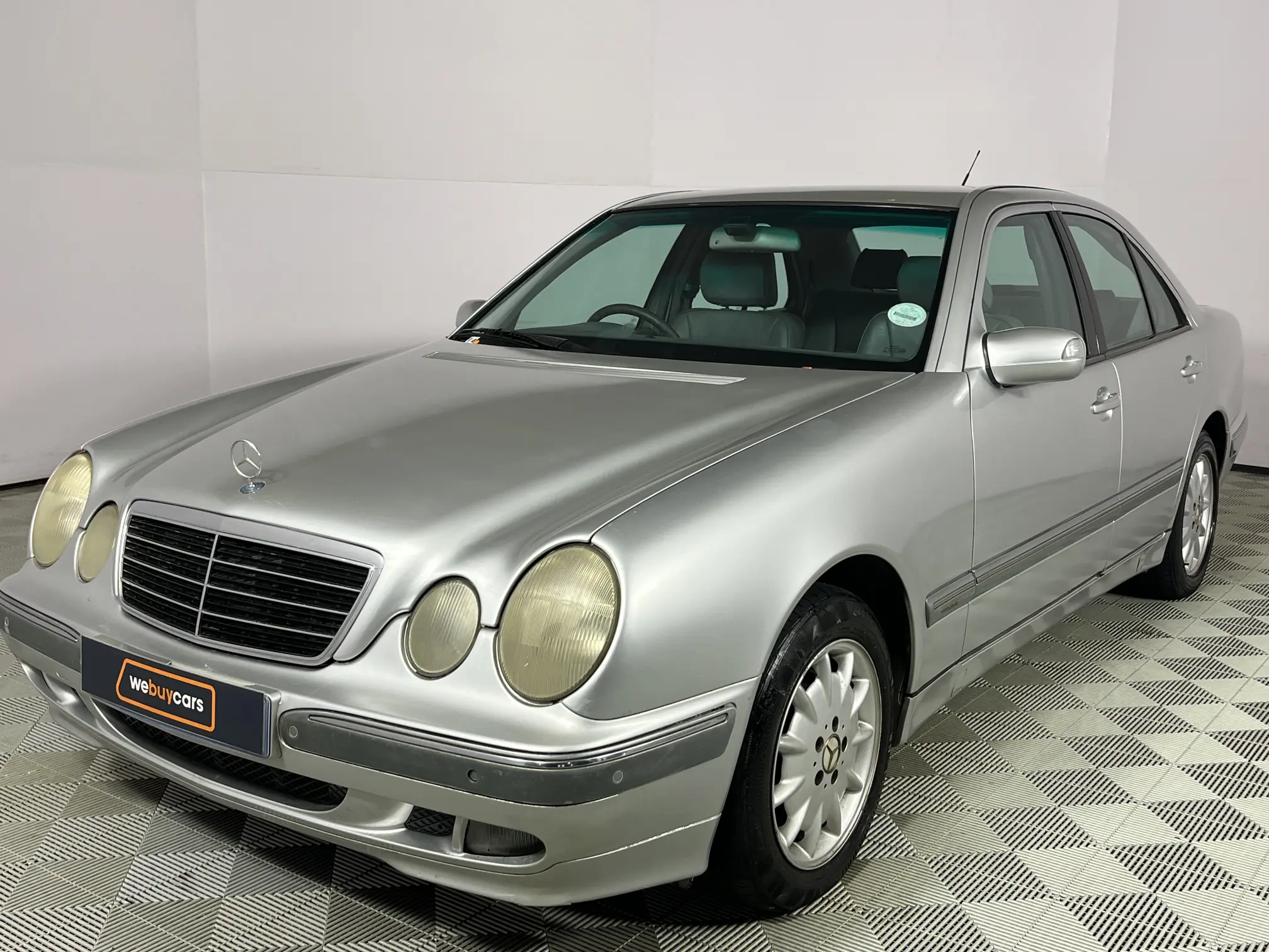 2001 Mercedes-Benz E Class Sedan E240 V6 Elegance Auto